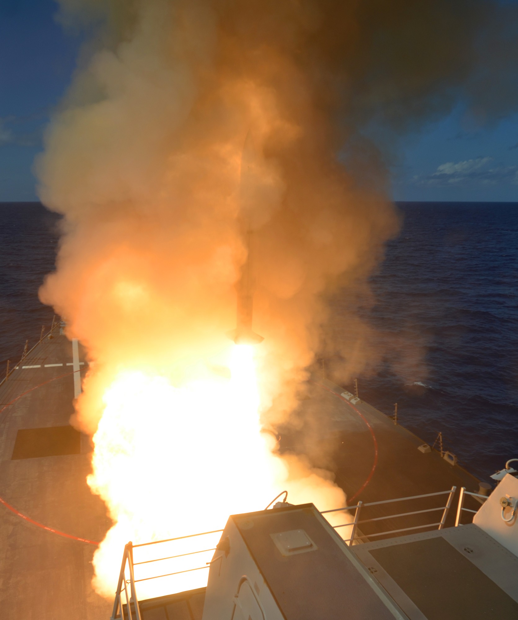 ddg-112 uss michael murphy arleigh burke class guided missile destroyer aegis us navy rim-66m standard sm-2 58p