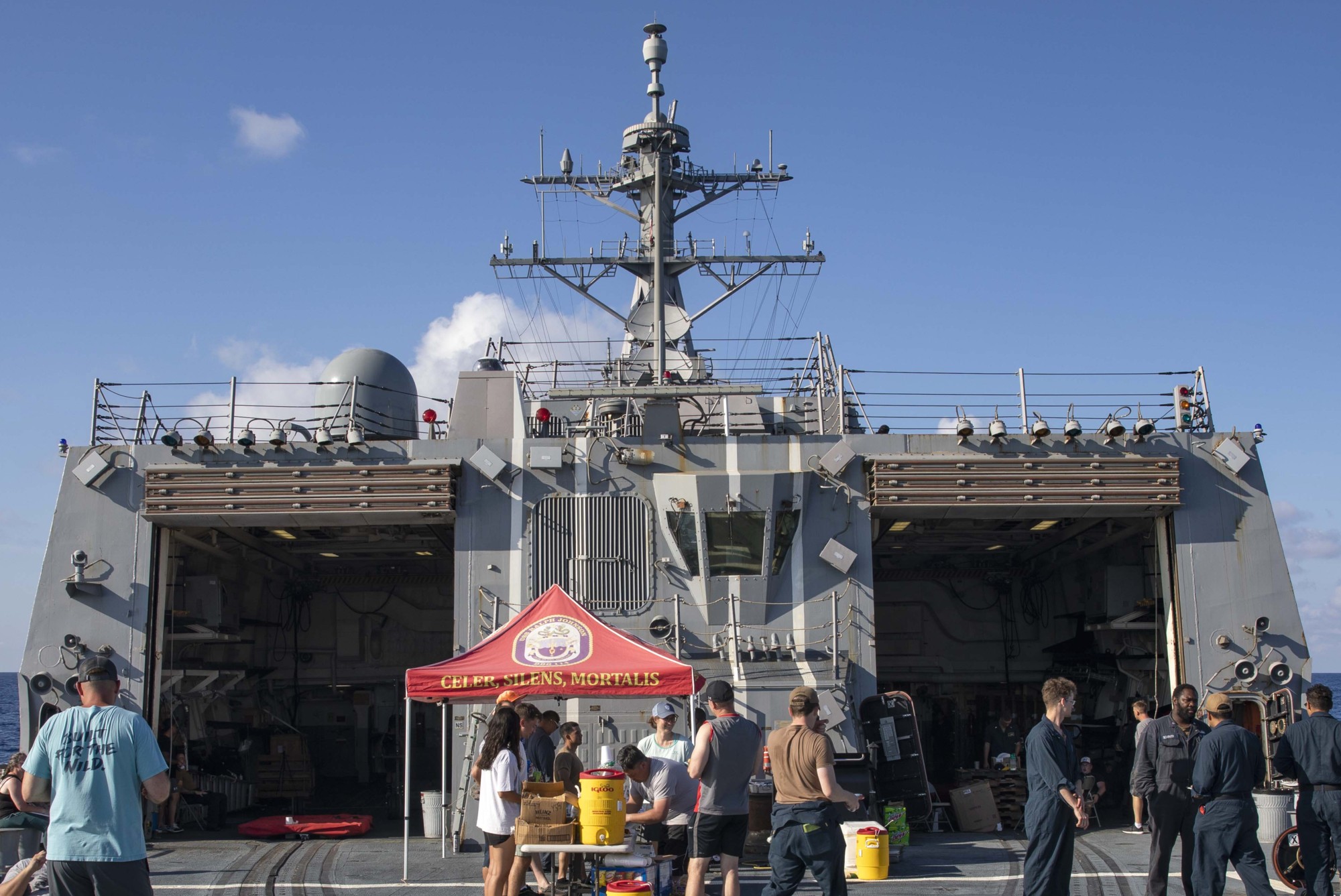 ddg-114 uss ralph johnson arleigh burke class guided missile destroyer helicopter hangar 63