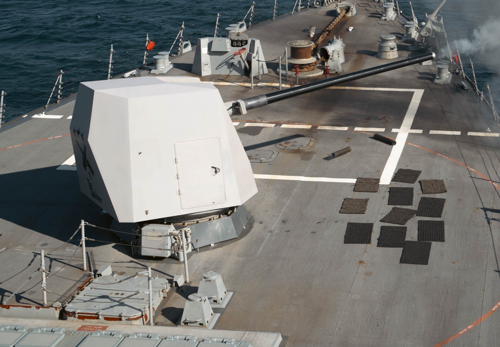 ddg-119 uss delbert d. black arleigh burke class guided missile destroyer mk.45 gun fire 33