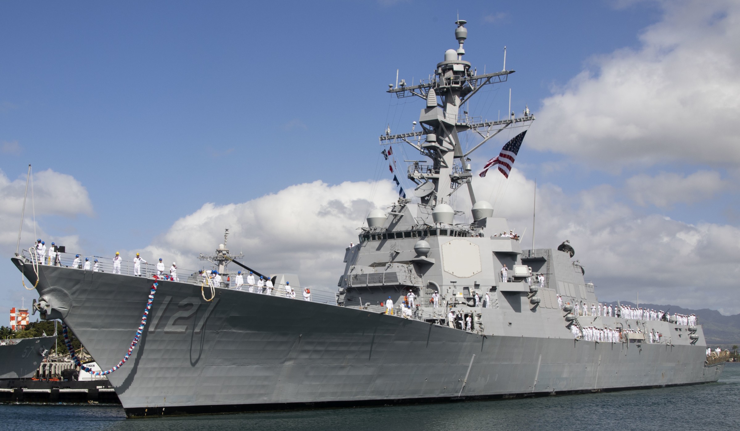 ddg-121 uss frank e. petersen jr. arleigh burke class guided missile destroyer us navy aegis pearl harbor hickam hawaii 22x