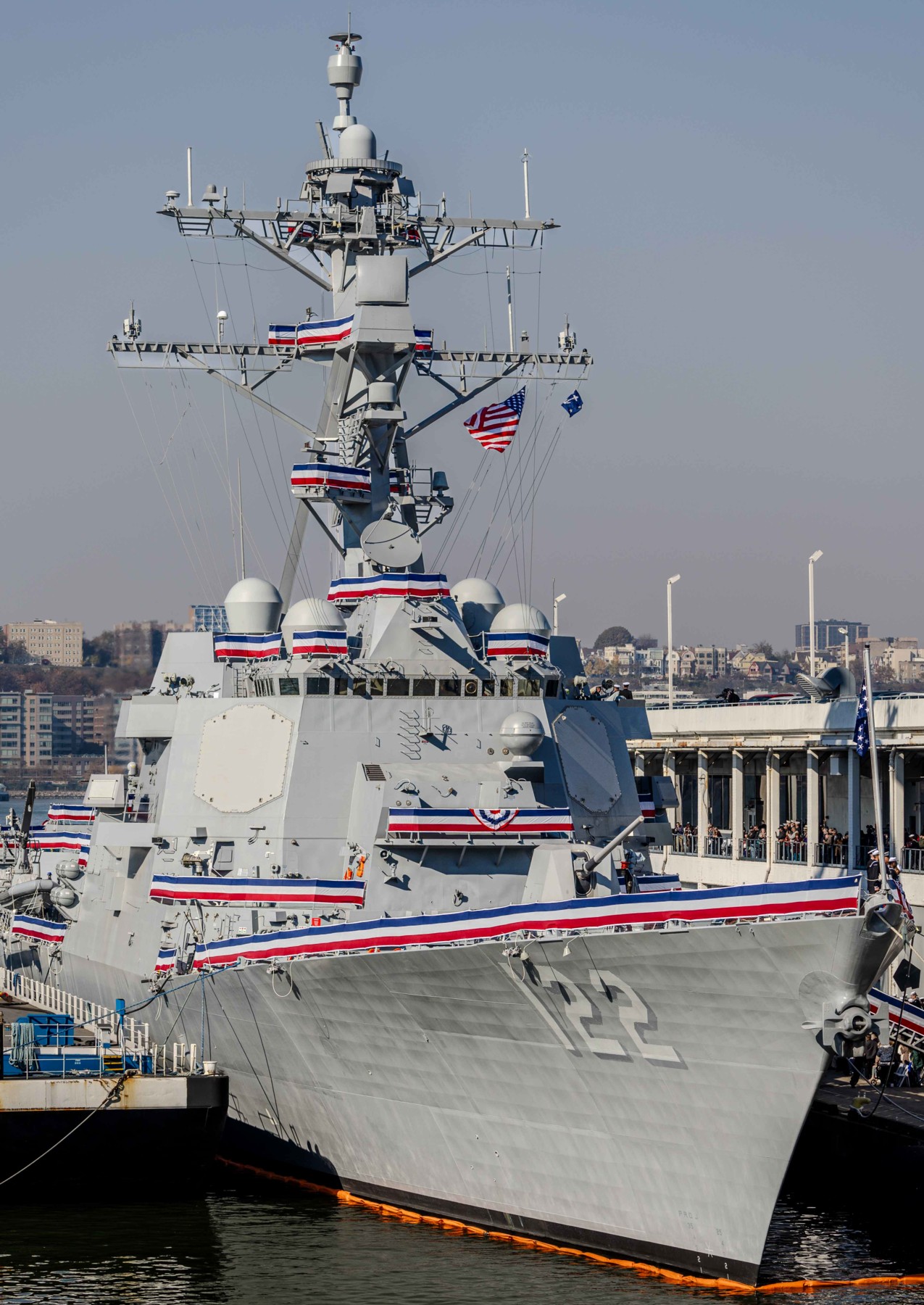 ddg-122 uss john basilone arleigh burke class guided missile destroyer commissioning ceremony new york city 2024 32