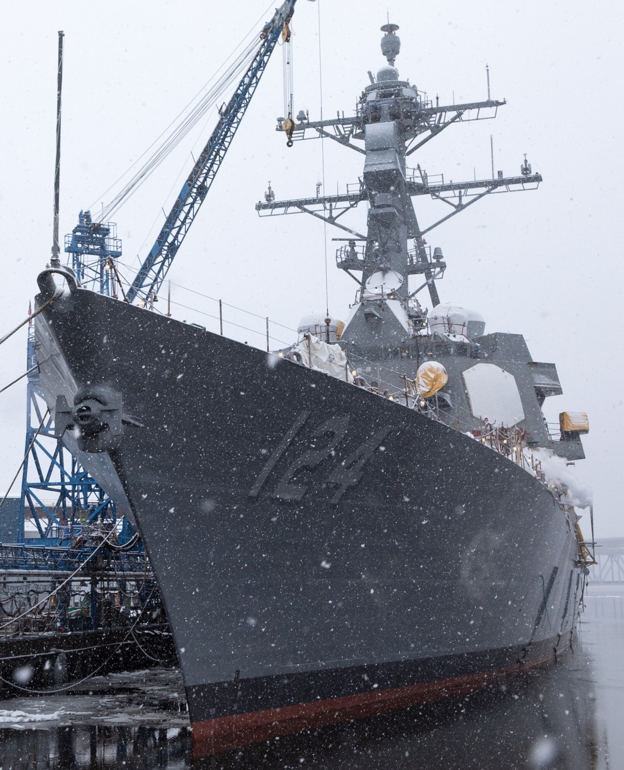 ddg-124 uss harvey c. barnum arleigh burke class guided missile destroyer gdbiw bath maine 20