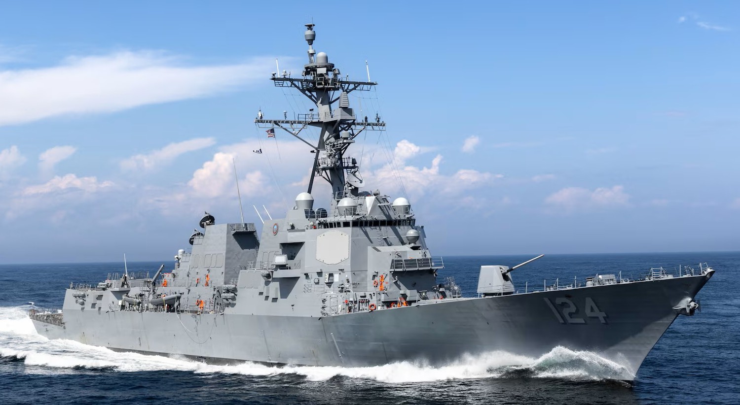 ddg-124 uss harvey c. barnum arleigh burke class guided missile destroyer aegis general dynamics bath maine 25x