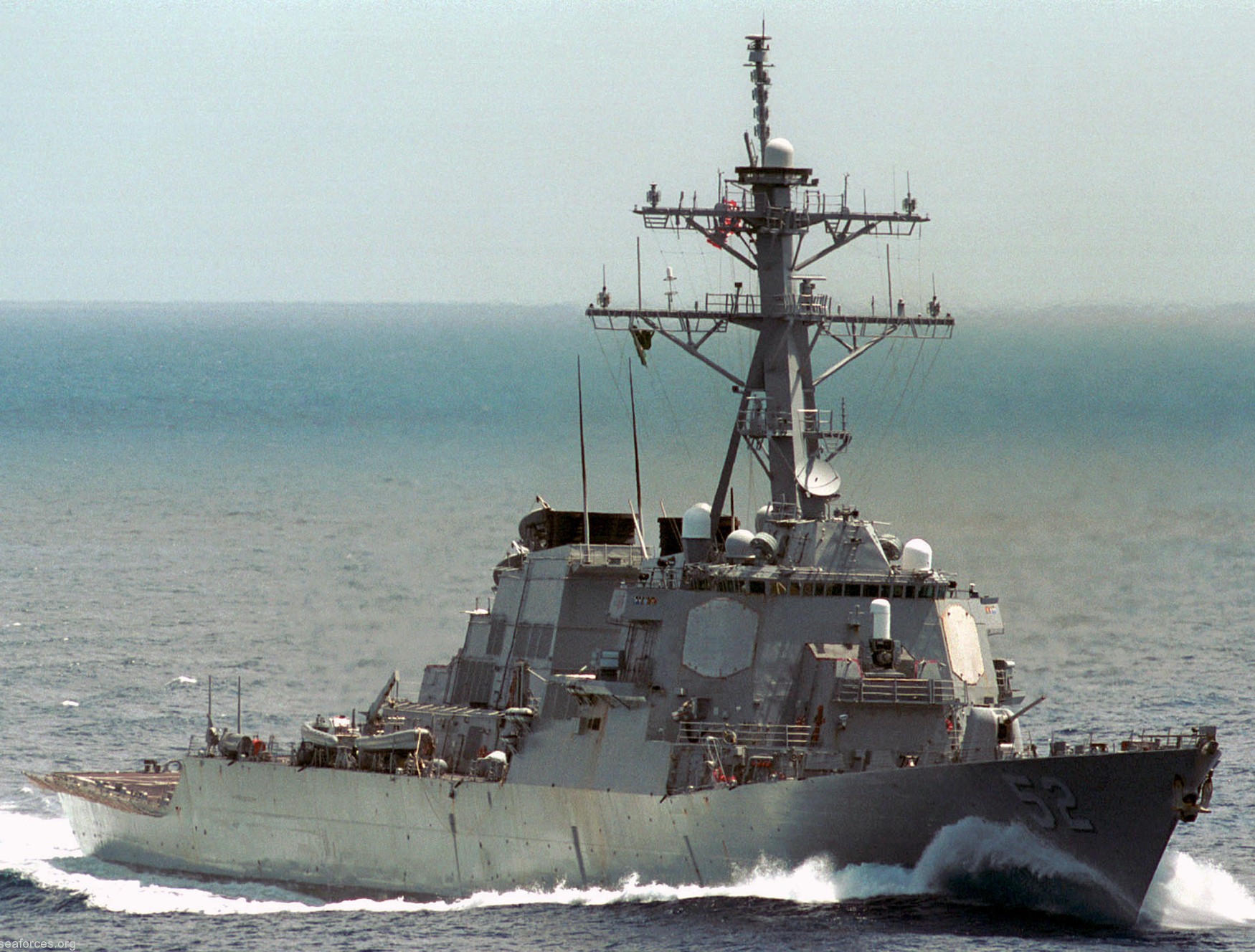 ddg-52 uss barry guided missile destroyer us navy 83 caribbean sea