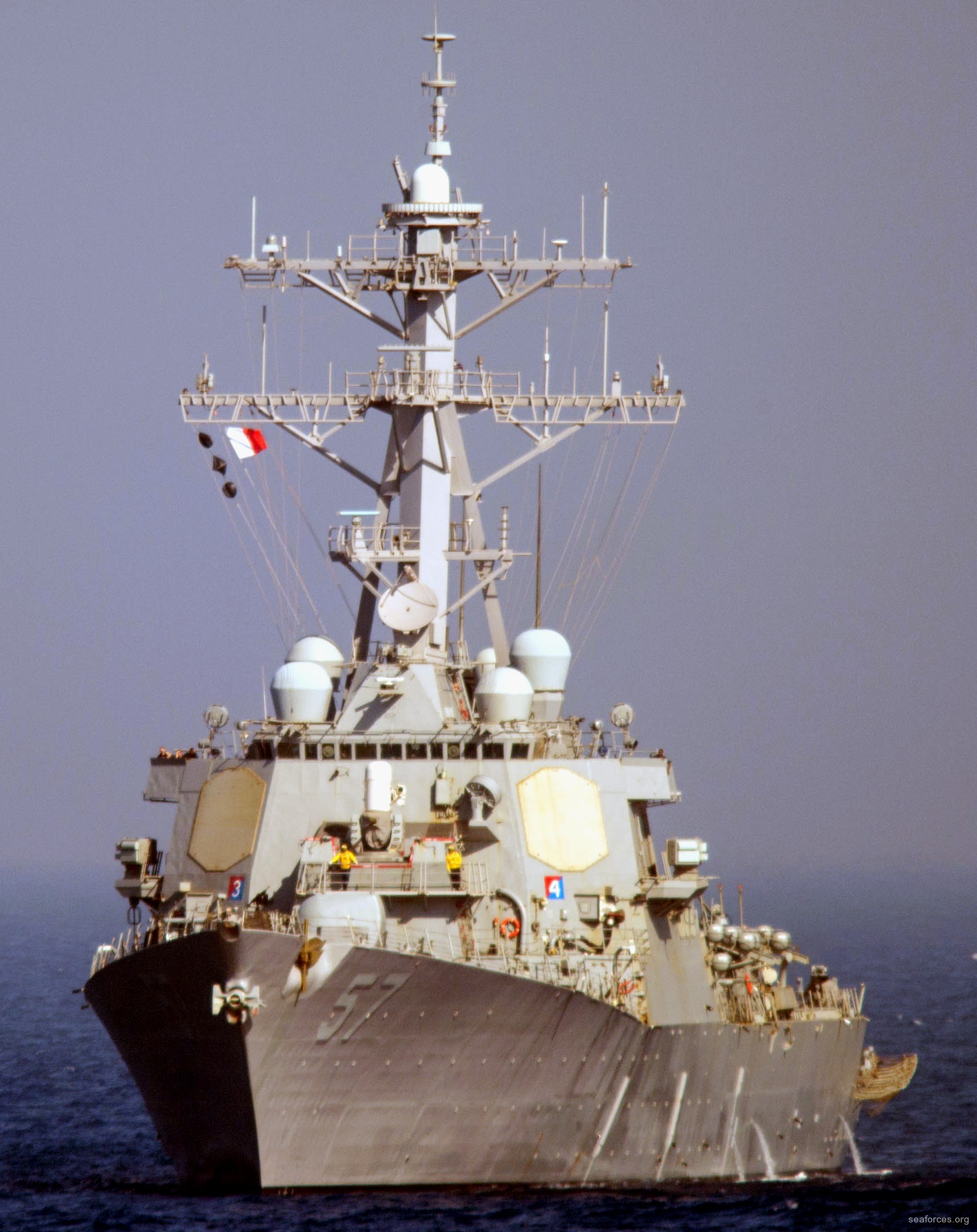 ddg-57 uss mitscher guided missile destroyer us navy 17 red sea