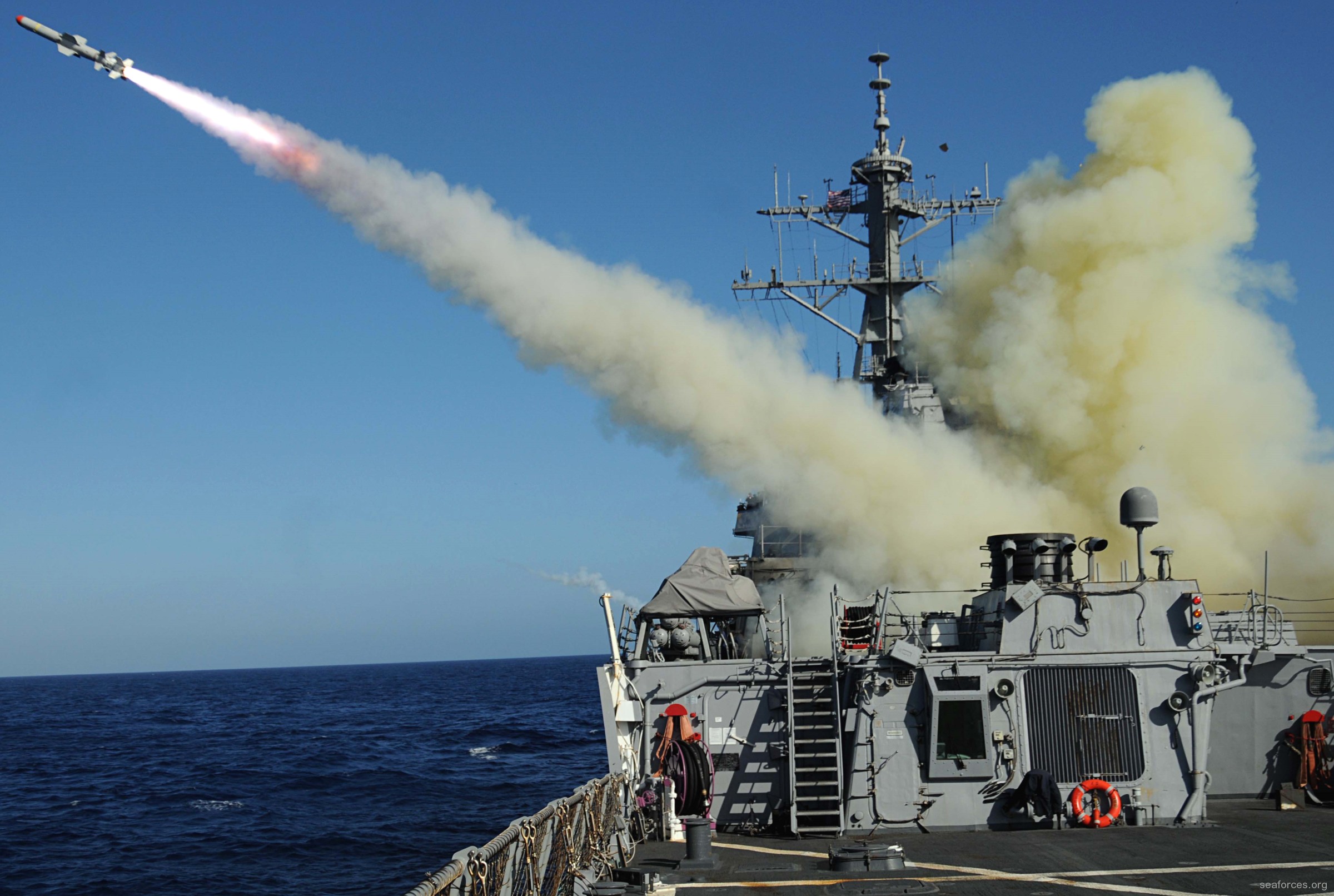 ddg-57 uss mitscher guided missile destroyer us navy 49 rgm-84 harpoon ssm sinkex