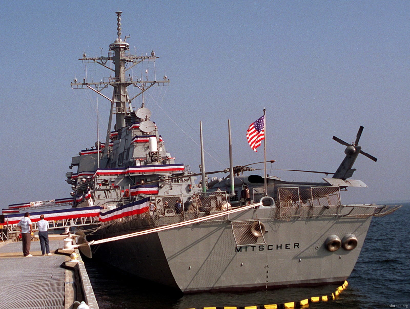 ddg-57 uss mitscher guided missile destroyer us navy 84 commissioning ceremony