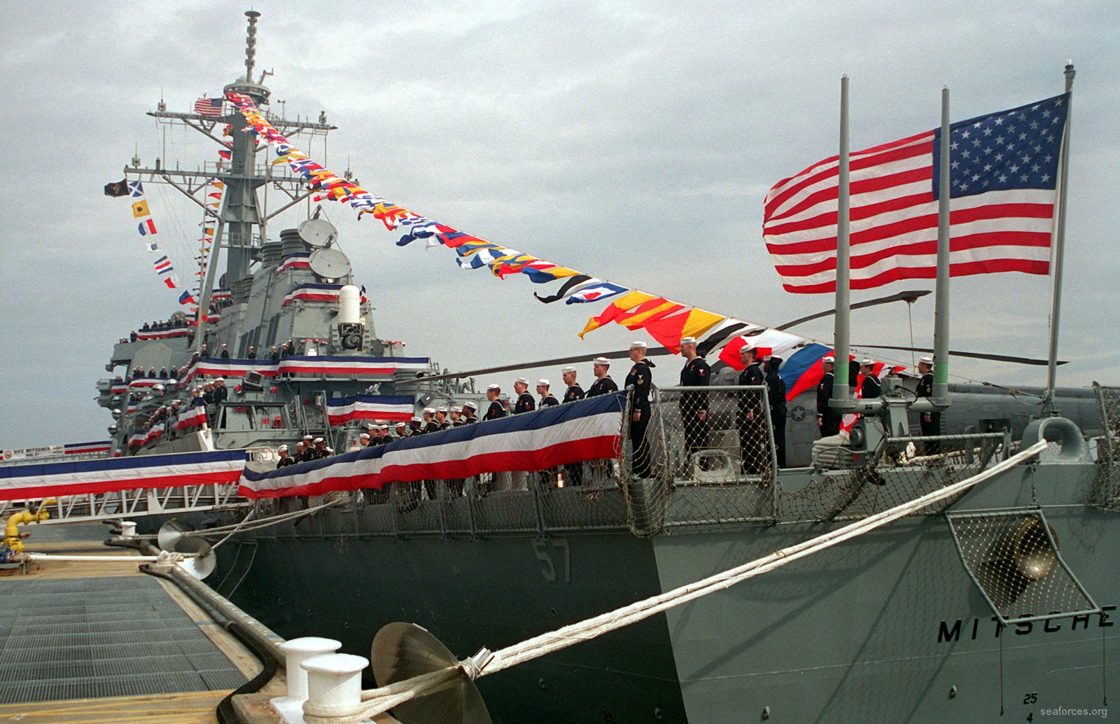 ddg-57 uss mitscher guided missile destroyer us navy 85 commissioning pensacola florida