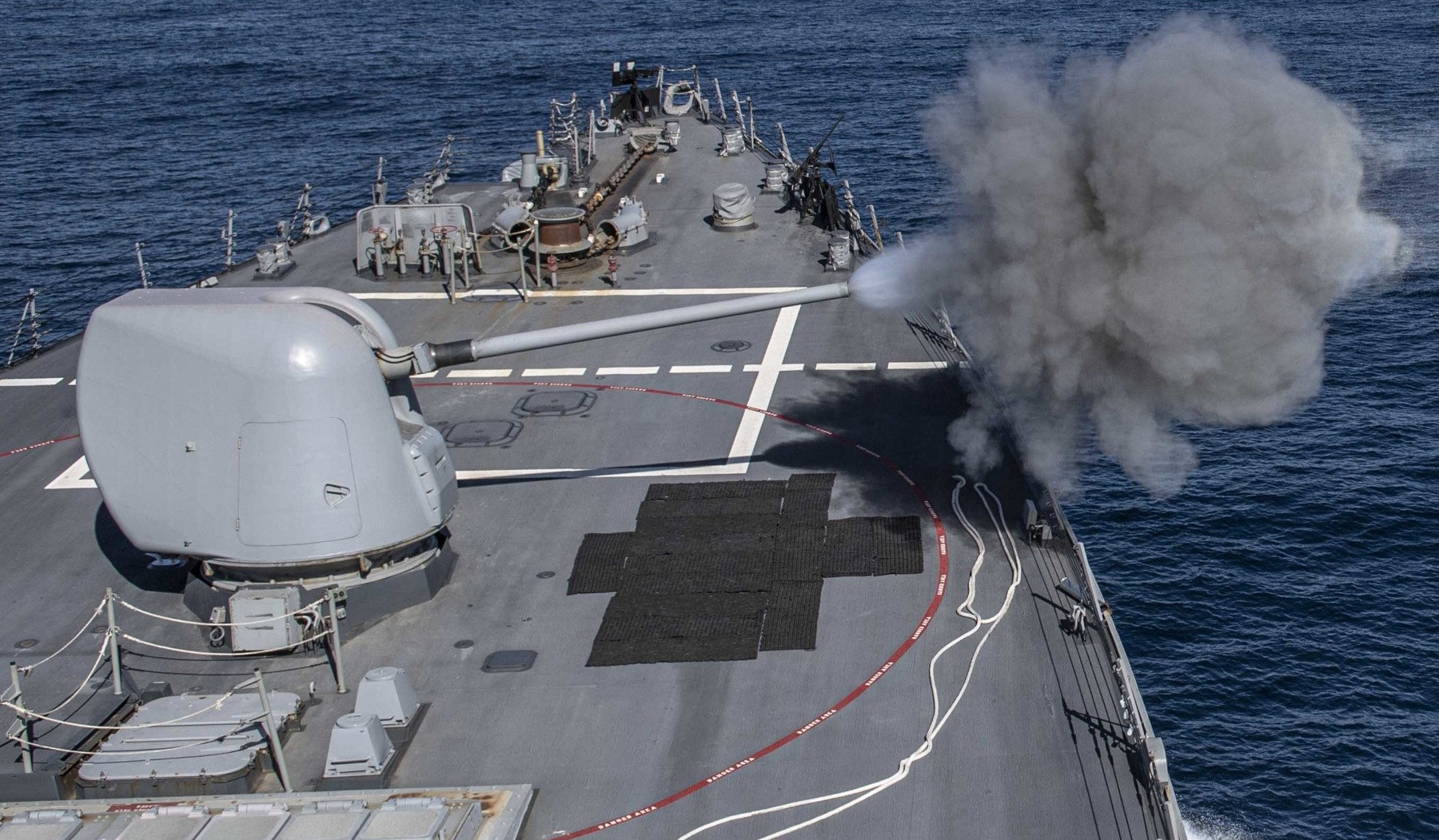ddg-64 uss carney guided missile destroyer mk.45 gun fire gulf of aden january 2020