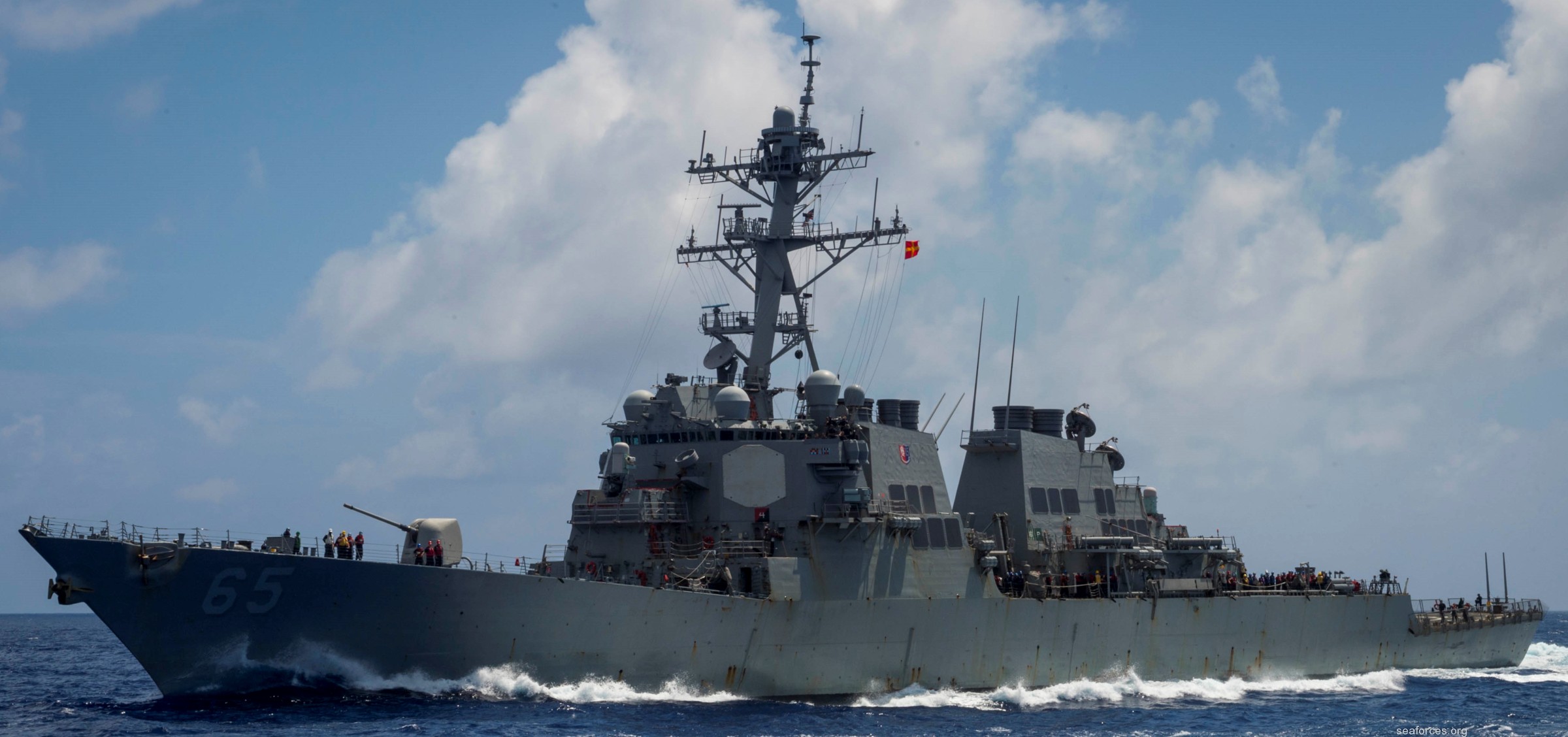 ddg-65 uss benfold arleigh burke class destroyer navy 05