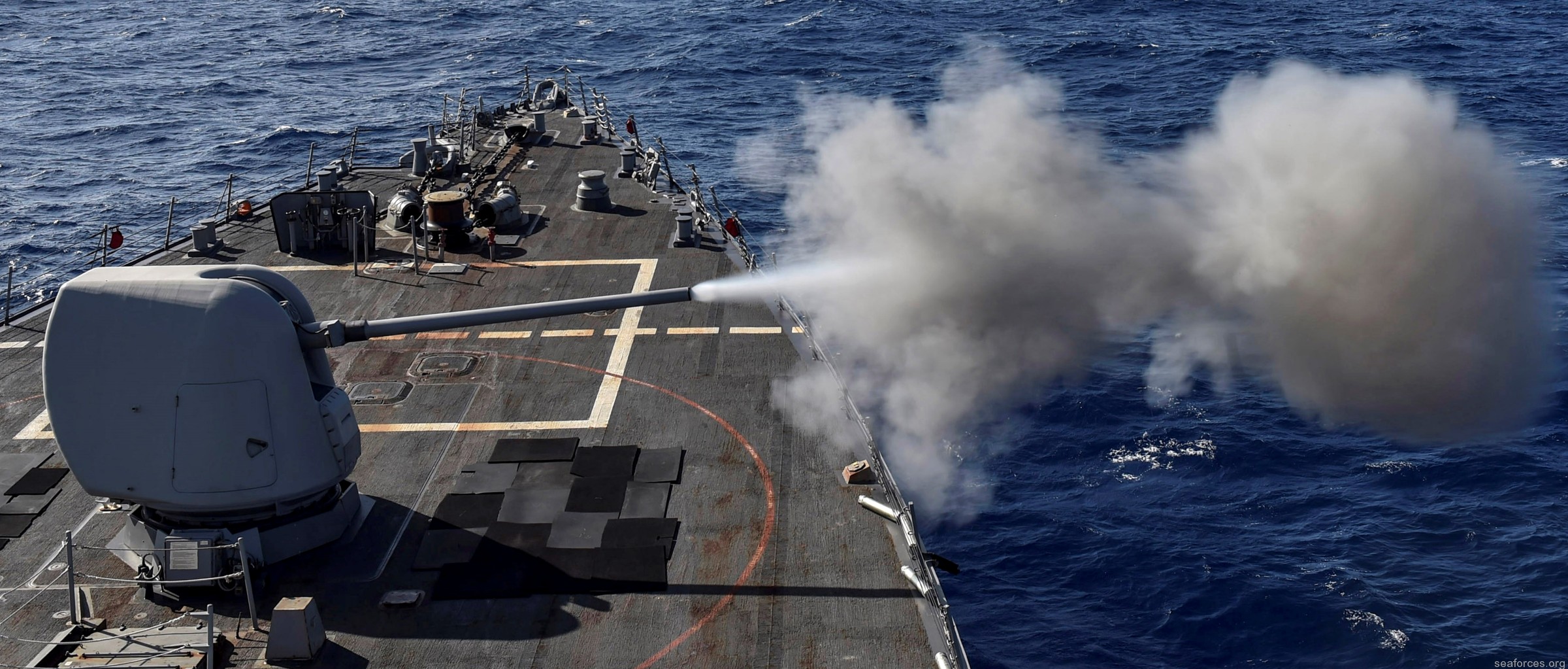 ddg-65 uss benfold arleigh burke class destroyer navy 06 mk-45 mod.2 gun fire exercise