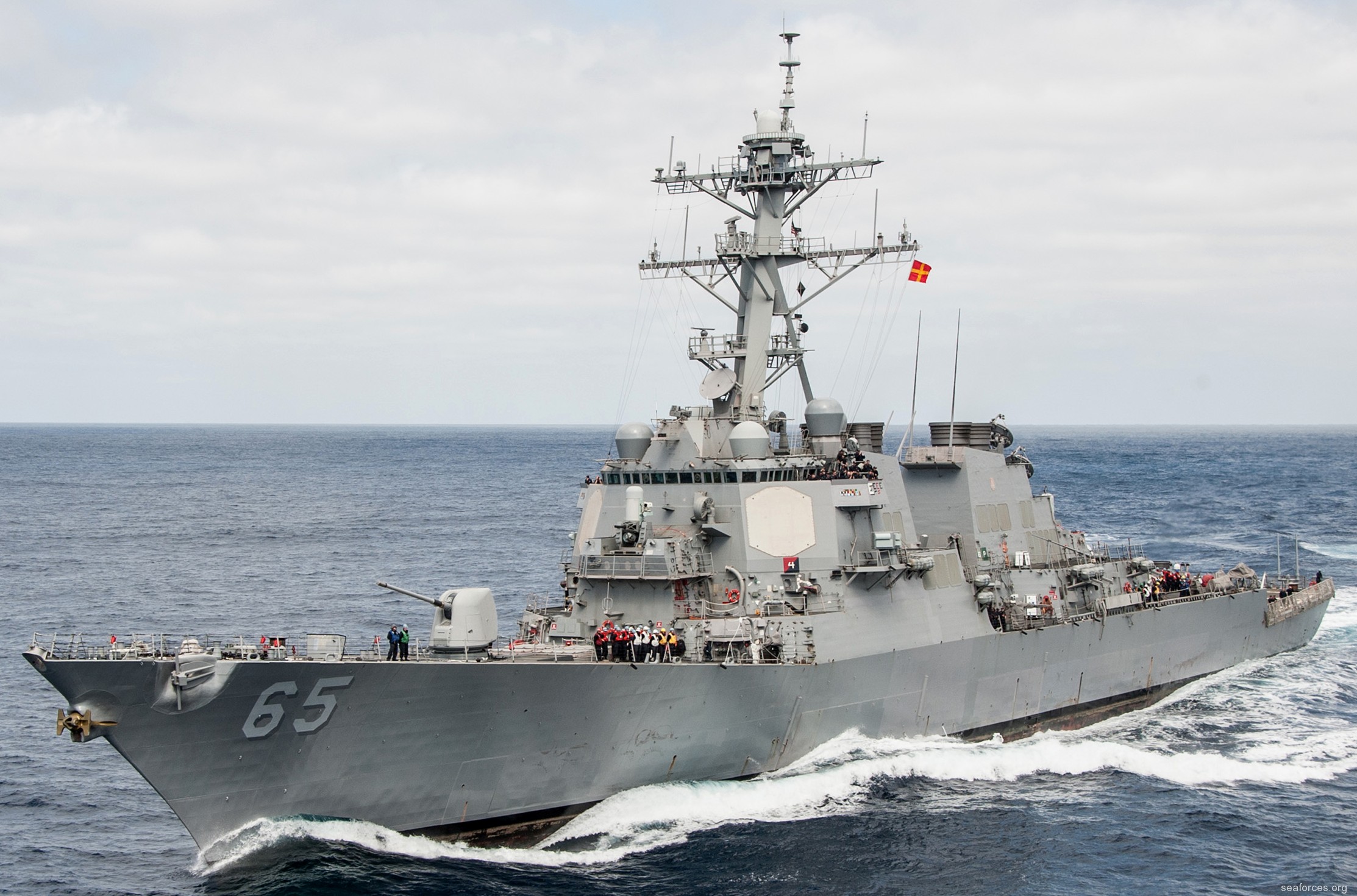 ddg-65 uss benfold arleigh burke class guided missile destroyer us navy ingalls shipbuilding pascagoula 25x