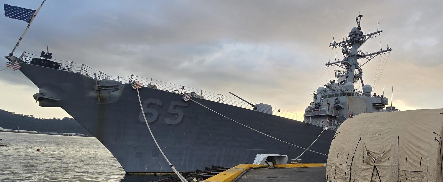 ddg-65 uss benfold guided missile destroyer subic bay philippines 2025 95