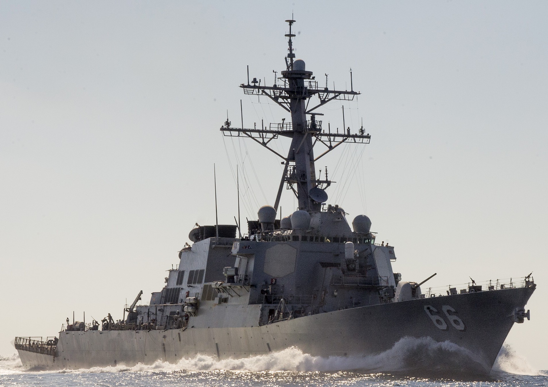 ddg-66 uss gonzalez guided missile destroyer arleigh burke class aegis 30 indian ocean