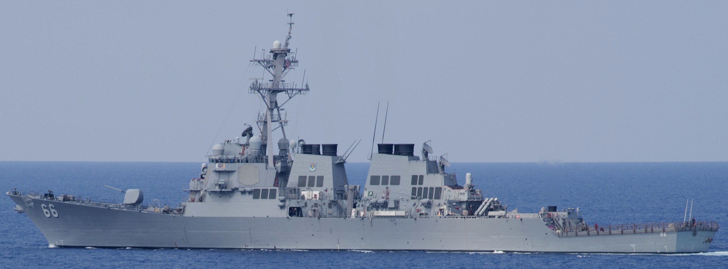 ddg-66 uss gonzalez guided missile destroyer atlantic ocean 2015 71