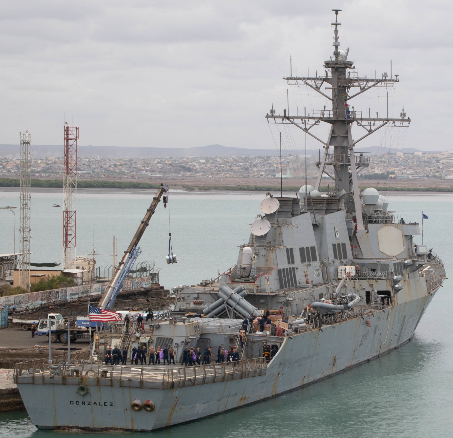 ddg-66 uss gonzalez guided missile destroyer djibouti april 2022