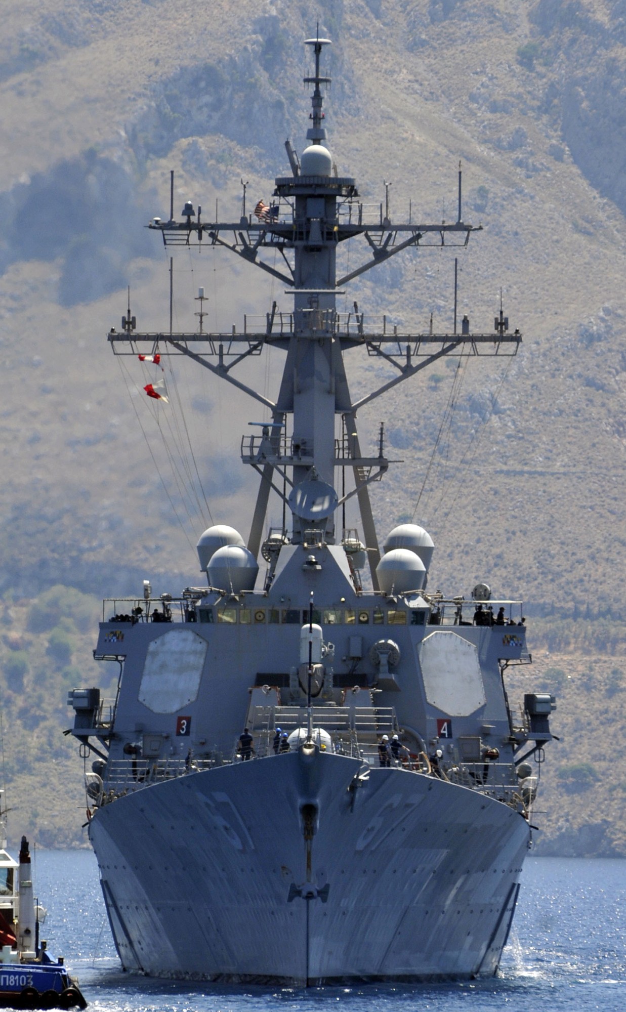 ddg-67 uss cole guided missile destroyer arleigh burke class navy aegis 24 souda bay