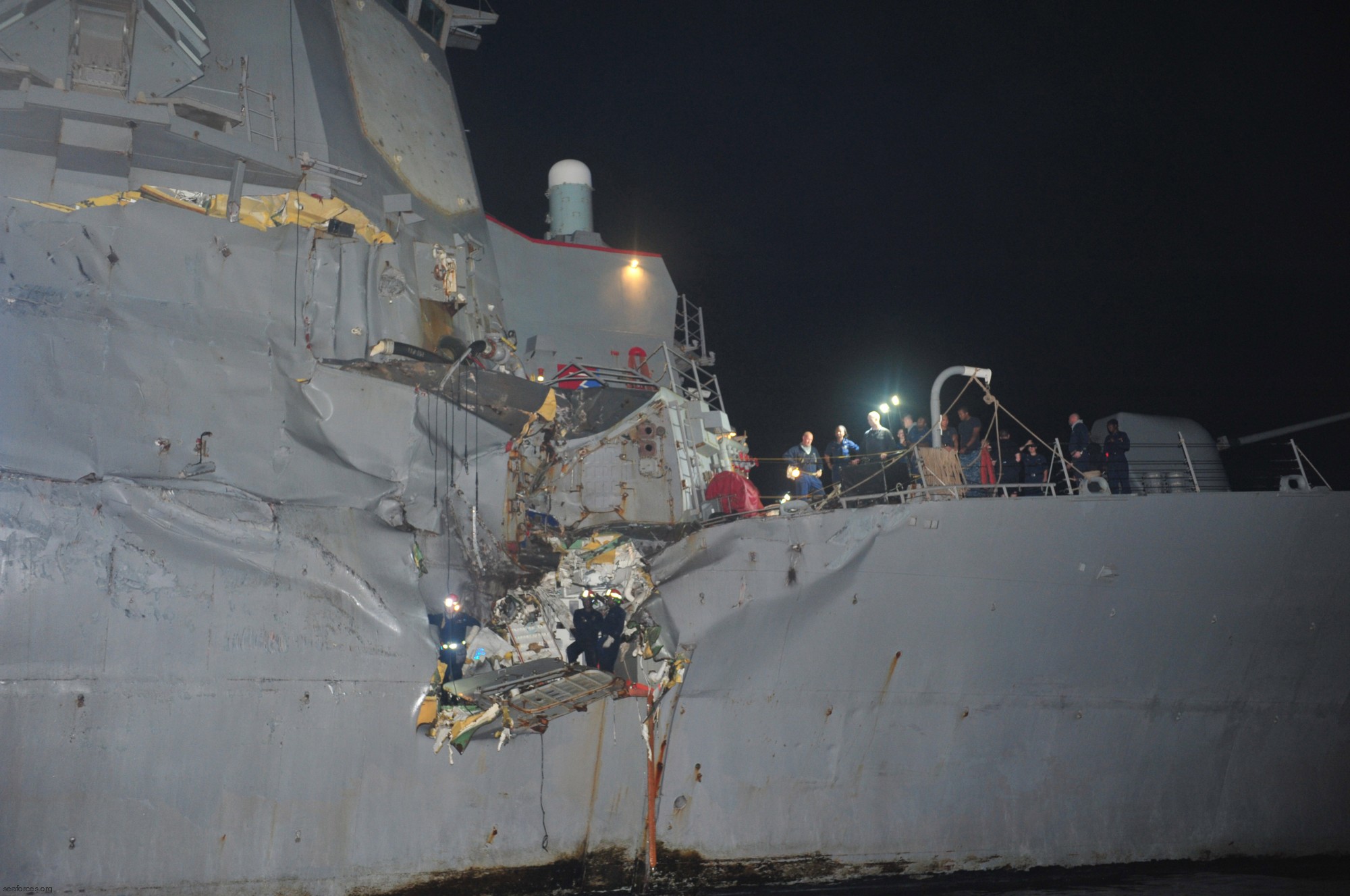 ddg-78 uss porter guided missile destroyer arleigh burke class aegis 102 collision hormuz