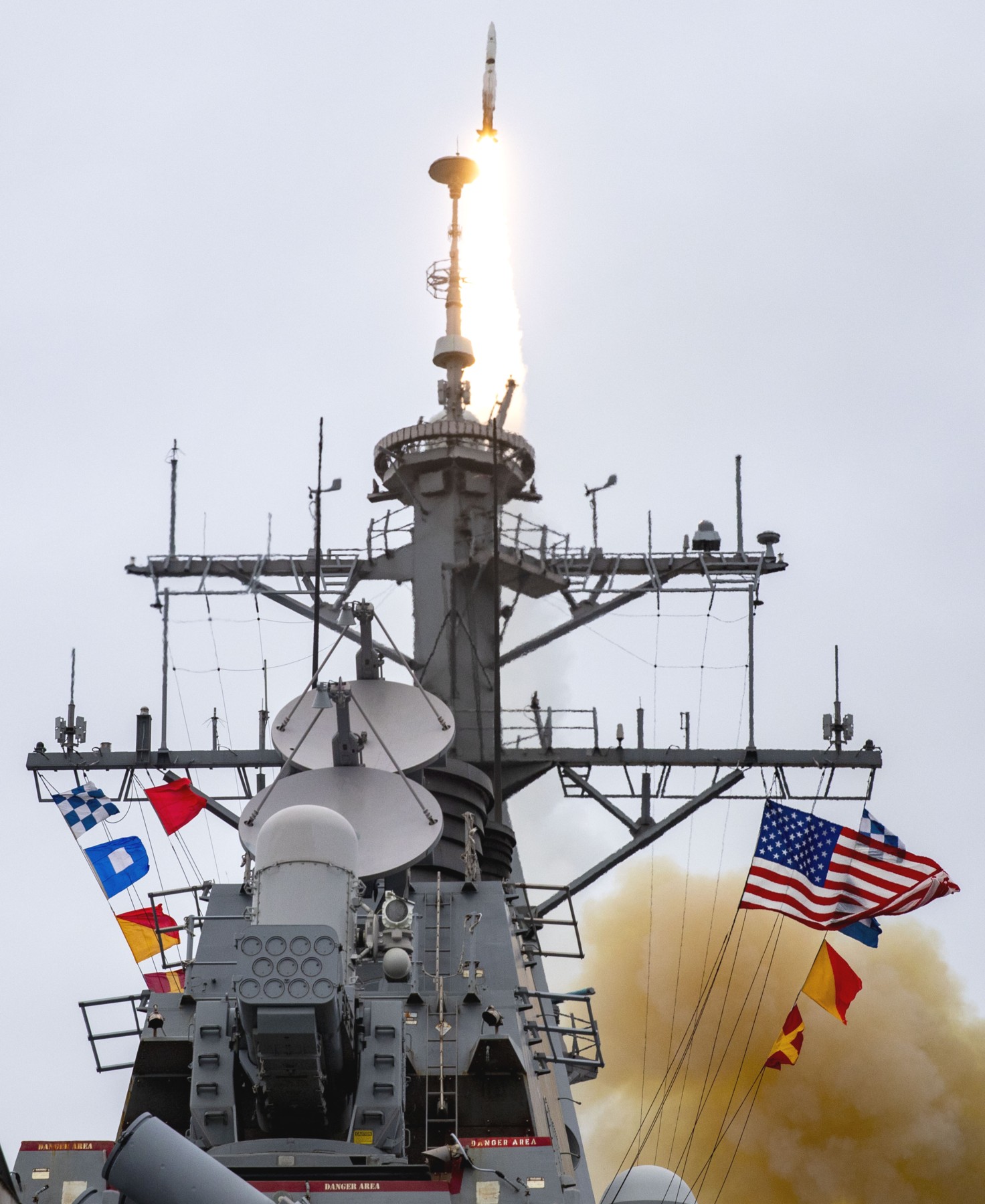 ddg-78 uss porter arleigh burke class guided missile destroyer sm-2 formidable shield nato 179