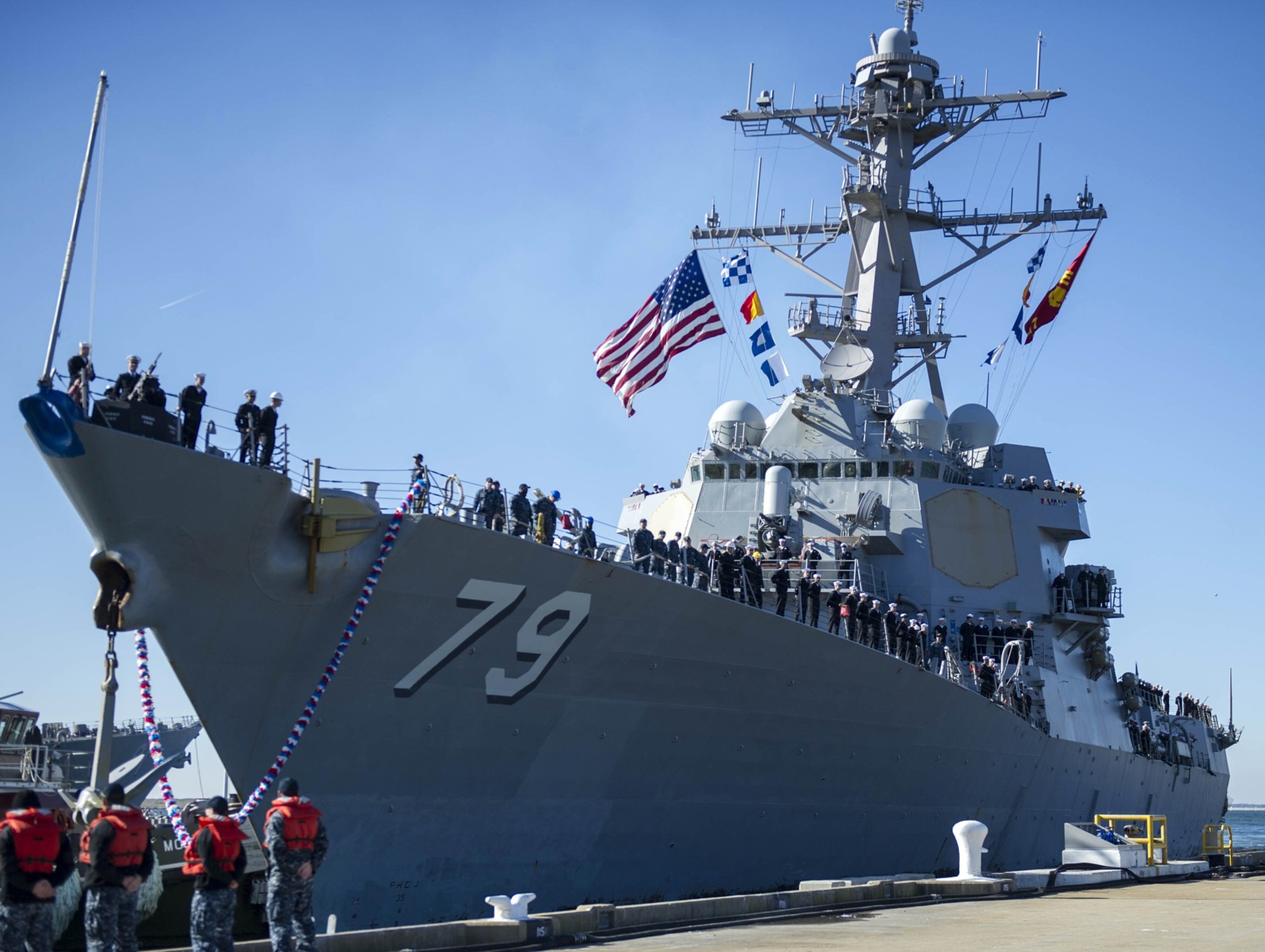 ddg-79 uss oscar austin guided missile destroyer arleigh burke class 02 naval station norfolk virginia