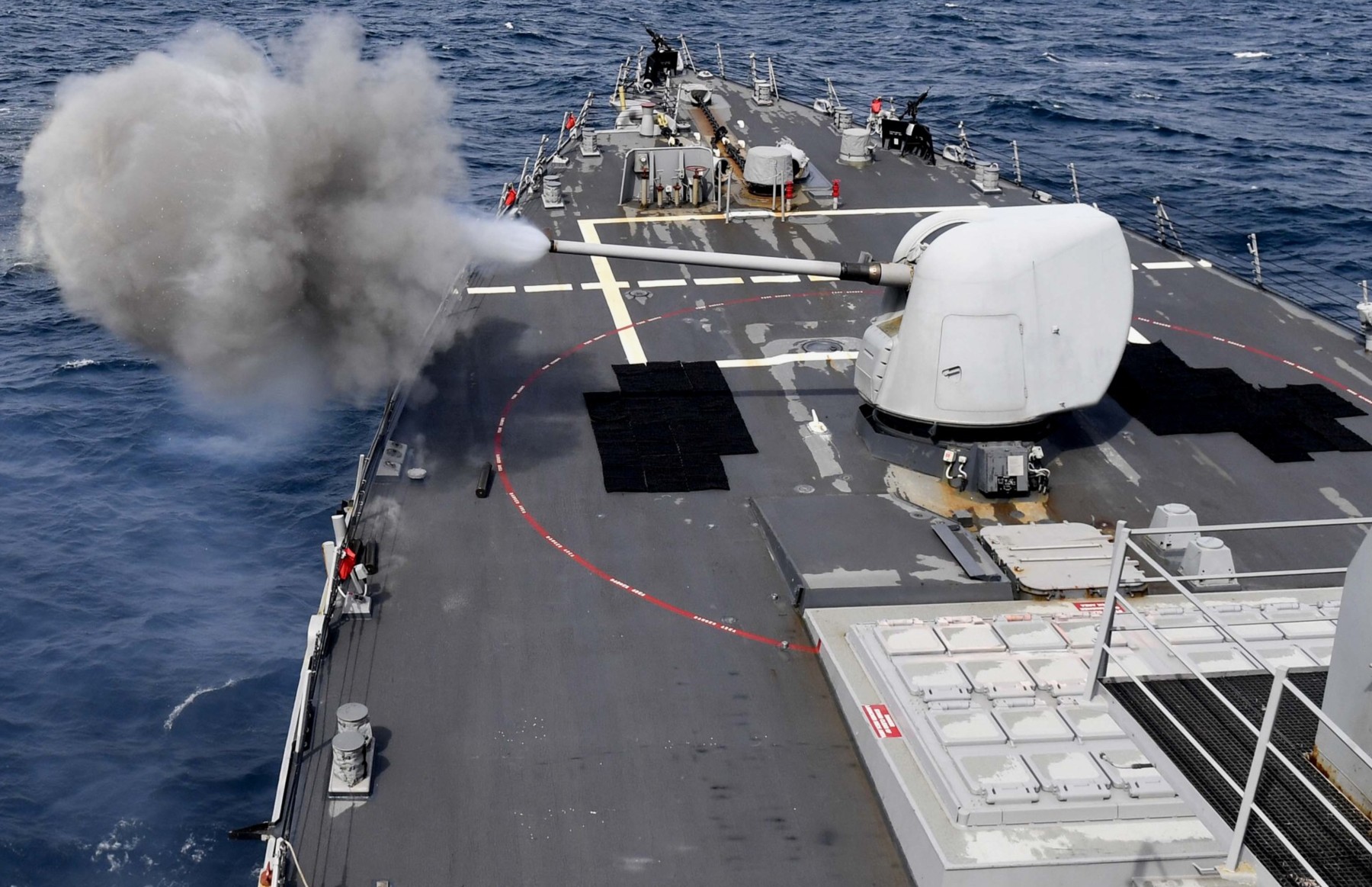 ddg-79 uss oscar austin guided missile destroyer arleigh burke class aegis 26 mk.45 gun fire exercise