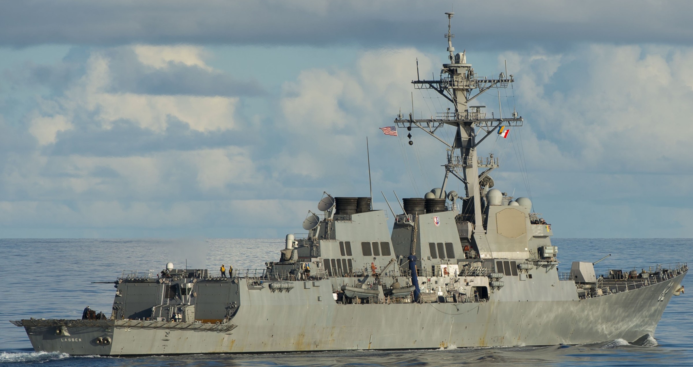 ddg-82 uss lassen arleigh burke class guided missile destroyer aegis 61 exercise talisman saber