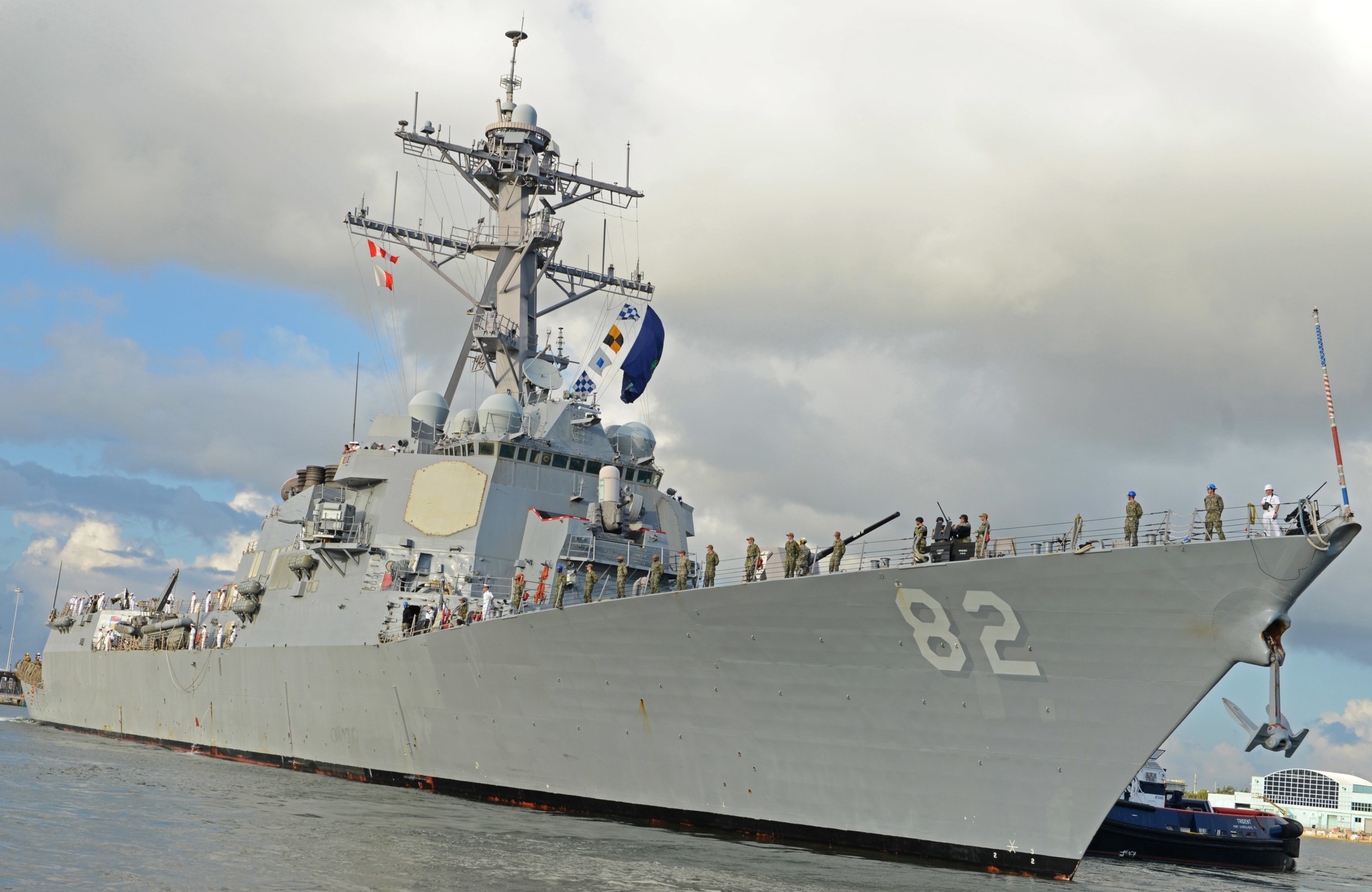 ddg-82 uss lassen arleigh burke class guided missile destroyer fleet week port everglades florida 2022 101