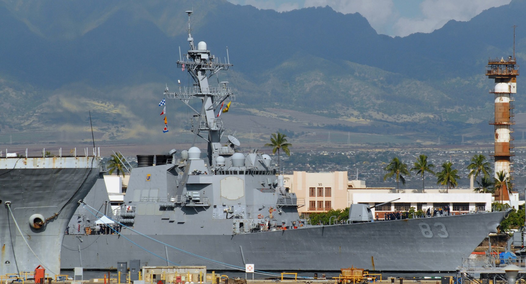 ddg-83 uss howard arleigh burke class guided missile destroyer naval station pearl harbor hawaii 18