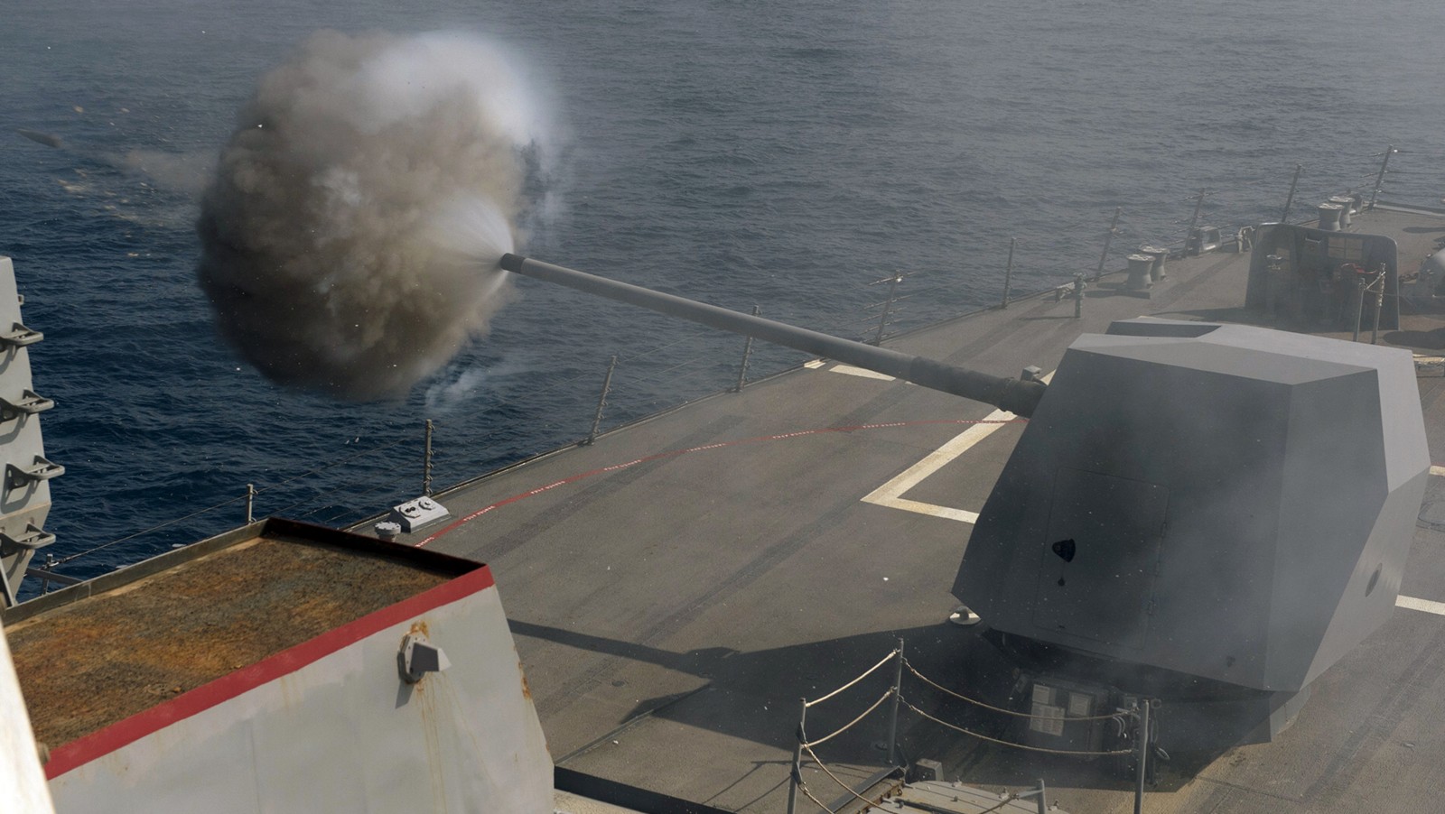 ddg-84 uss bulkeley arleigh burke class guided missile destroyer 39