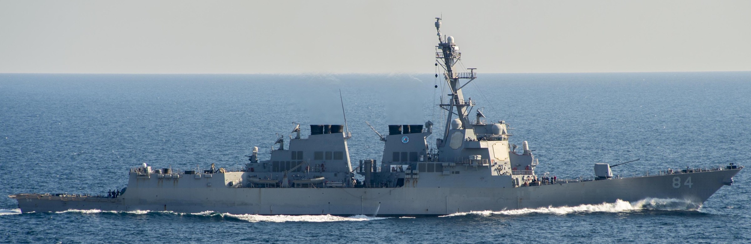 ddg-84 uss bulkeley arleigh burke class guided missile destroyer 40