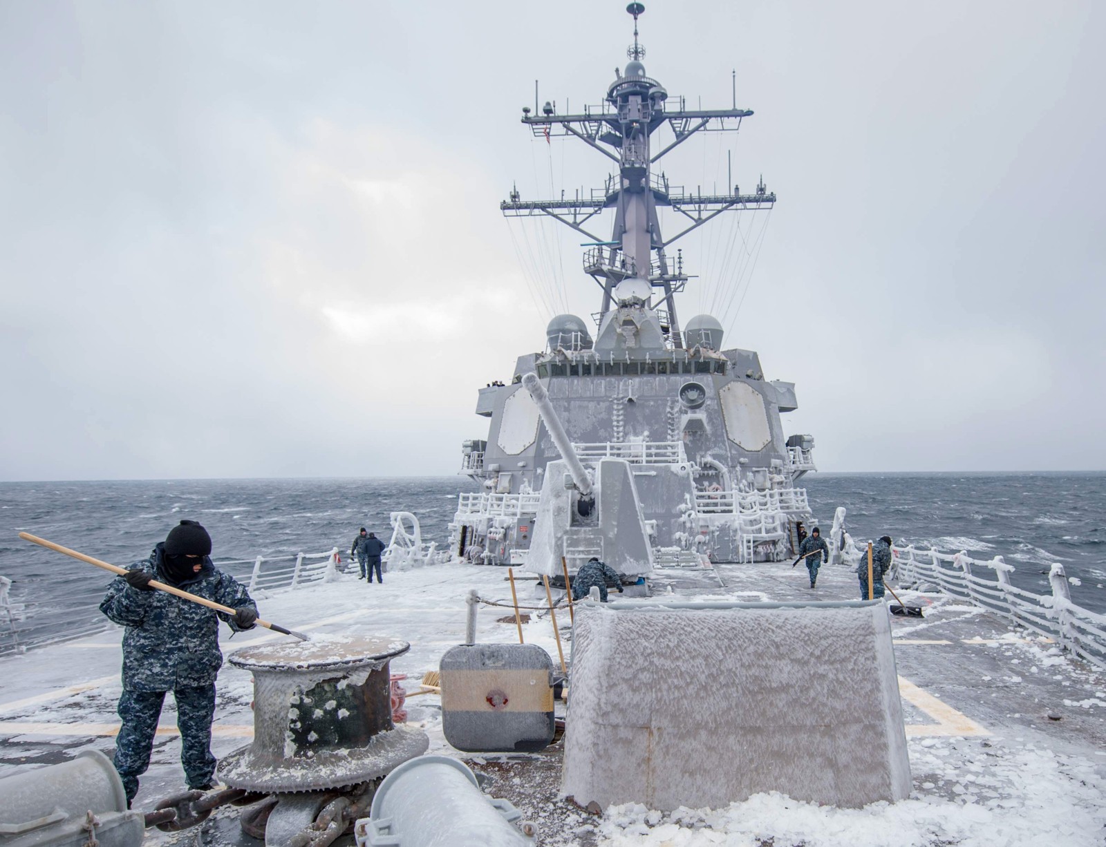 ddg-85 uss mccampbell arleigh burke class guided missile destroyer sea of japan 71