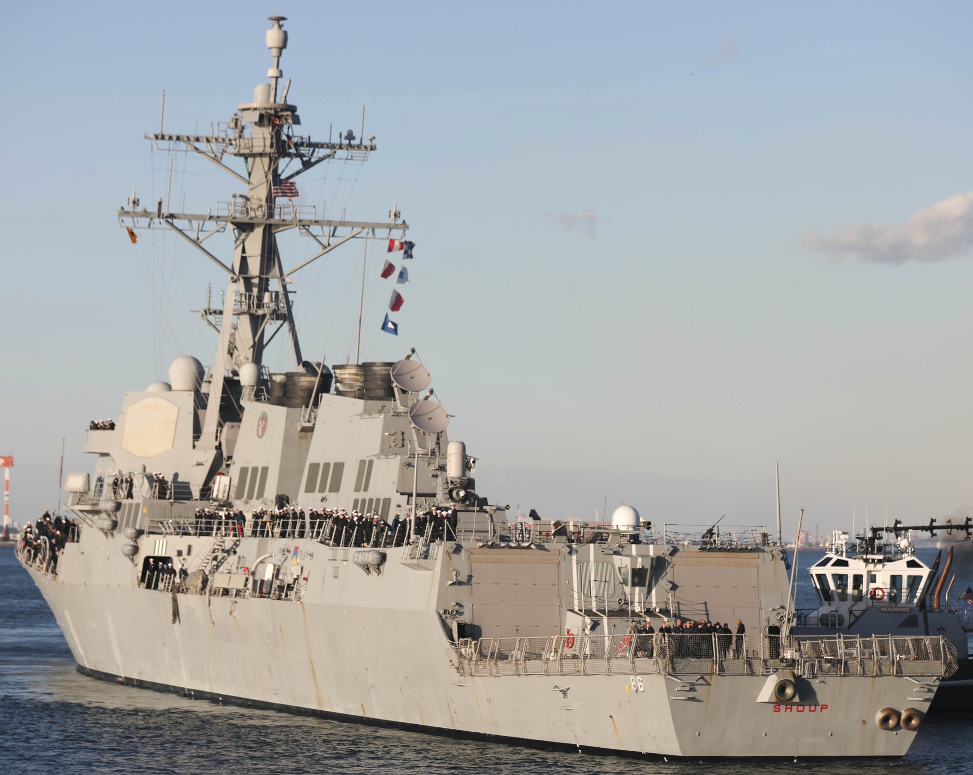 ddg-86 uss shoup arleigh burke class guided missile destroyer arriving yokosuka japan 79