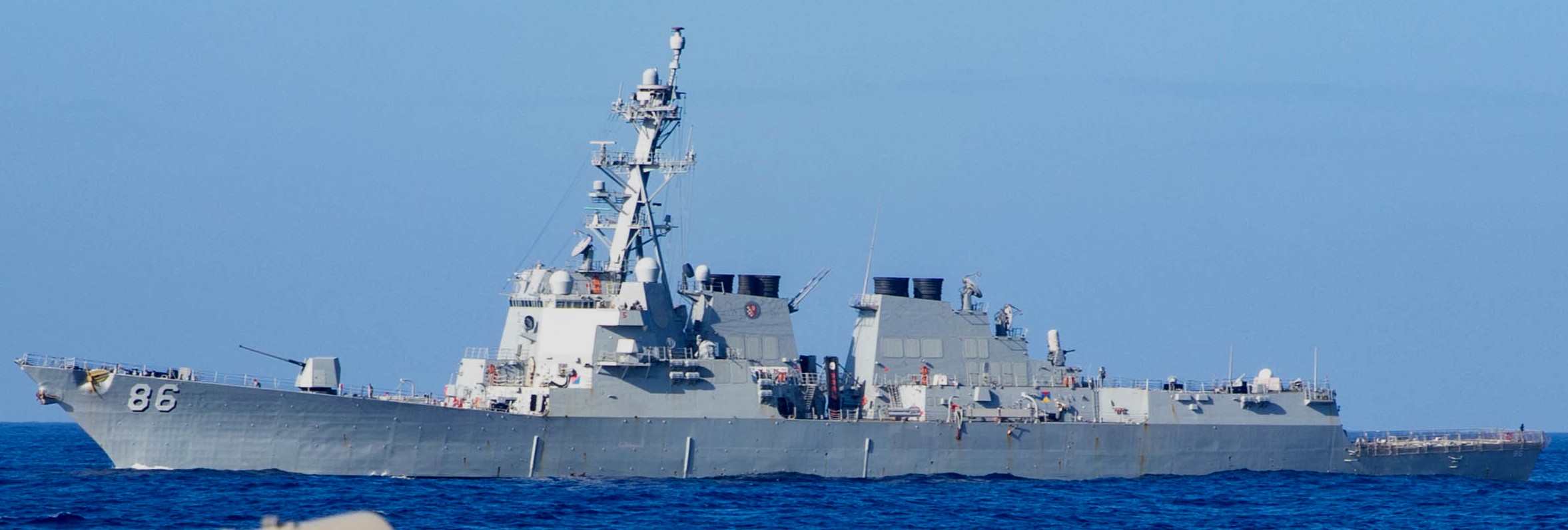 ddg-86 uss shoup arleigh burke class guided missile destroyer philippine sea 82