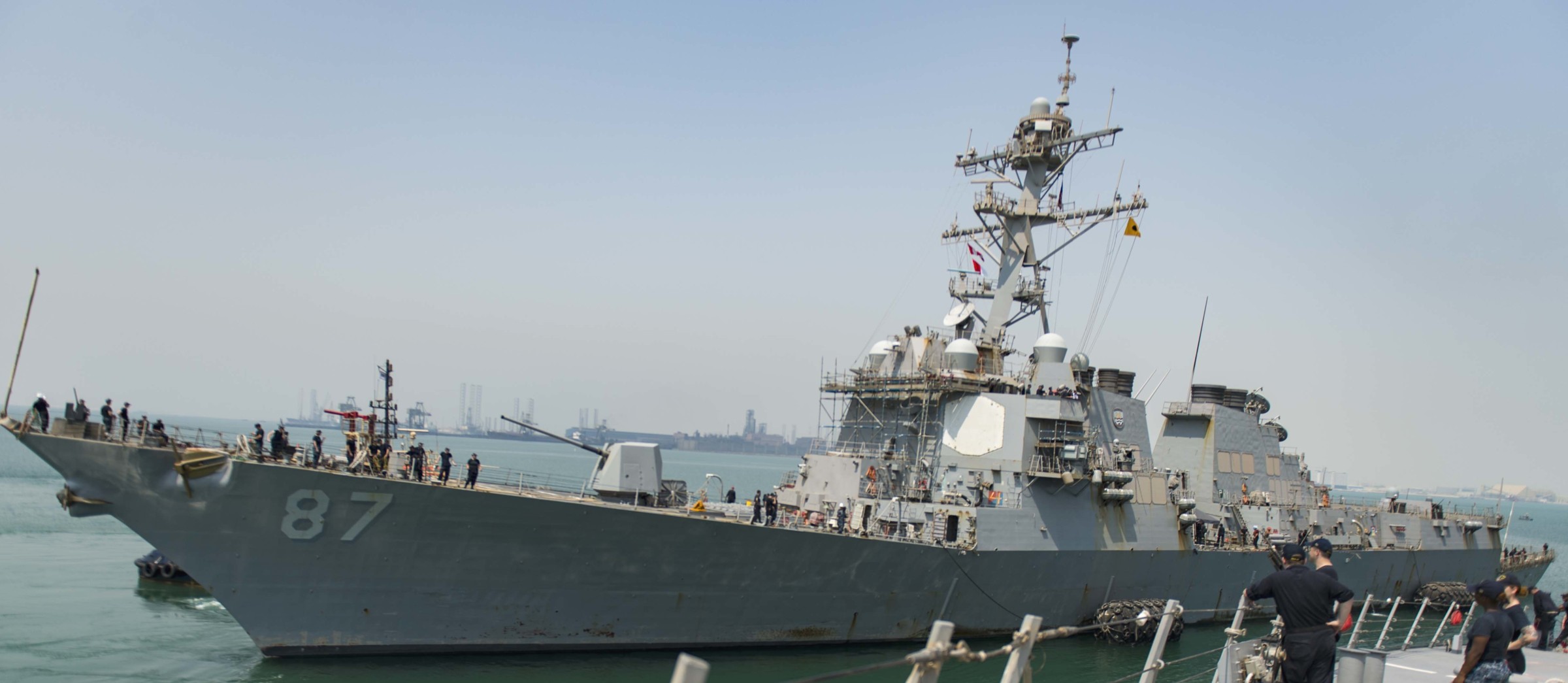 ddg-87 uss mason arleigh burke class guided missile destroyer bahrain 2016 36