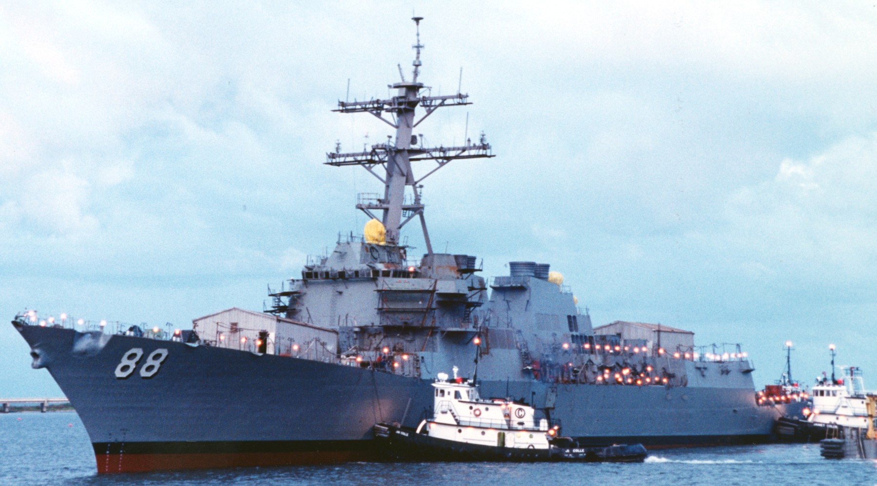 ddg-88 uss preble arleigh burke class guided missile destroyer launching ingalls pascagoula 03