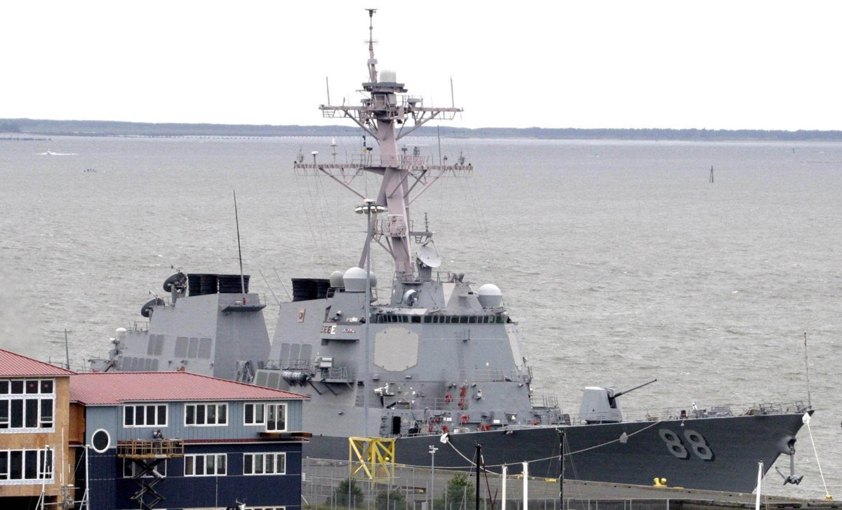 ddg-88 uss preble arleigh burke class guided missile destroyer astoria oregon 21