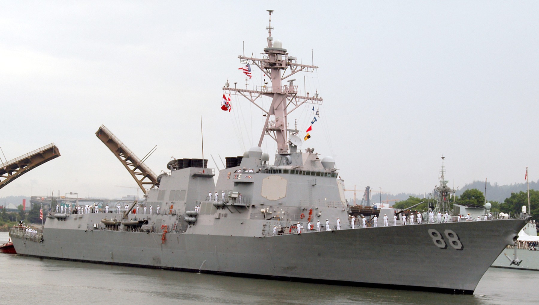 ddg-88 uss preble arleigh burke class guided missile destroyer portland oregon 23