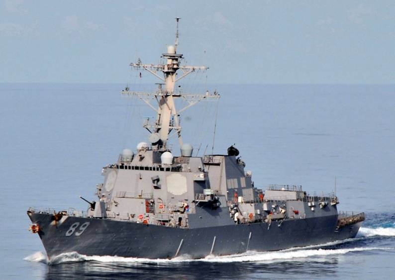DDG-89 USS Mustin
