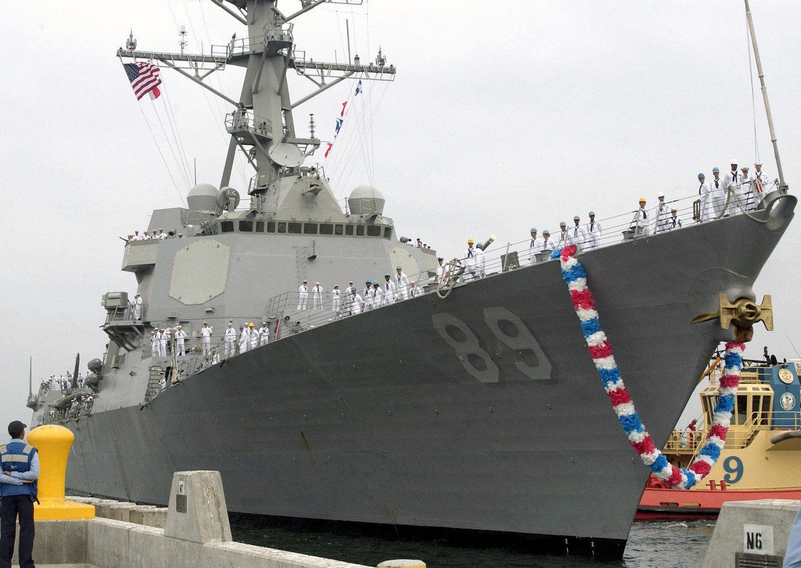 DDG 89 USS Mustin Arleigh Burke class Destroyer US Navy