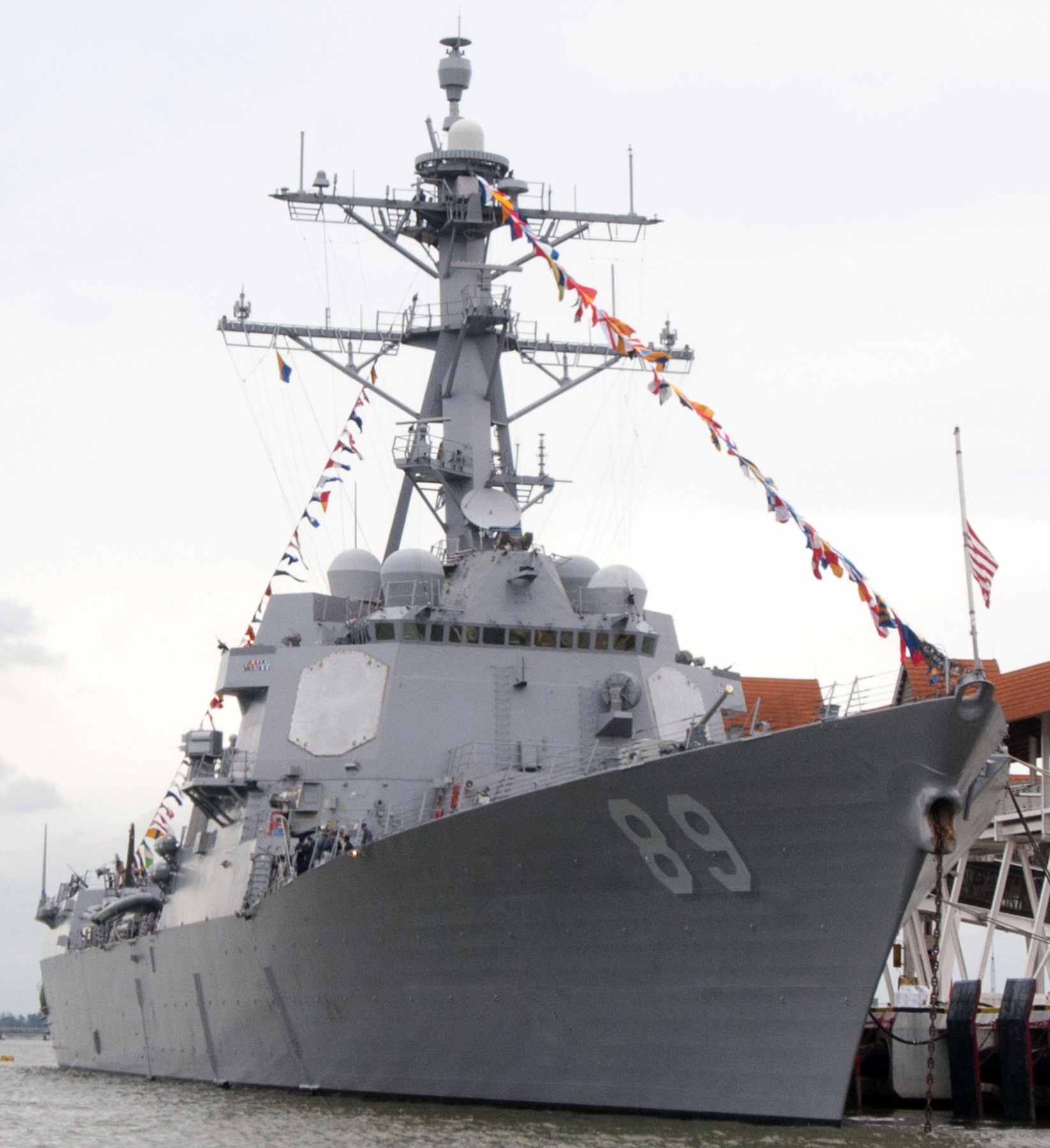 DDG 89 USS Mustin Arleigh Burke class Destroyer US Navy