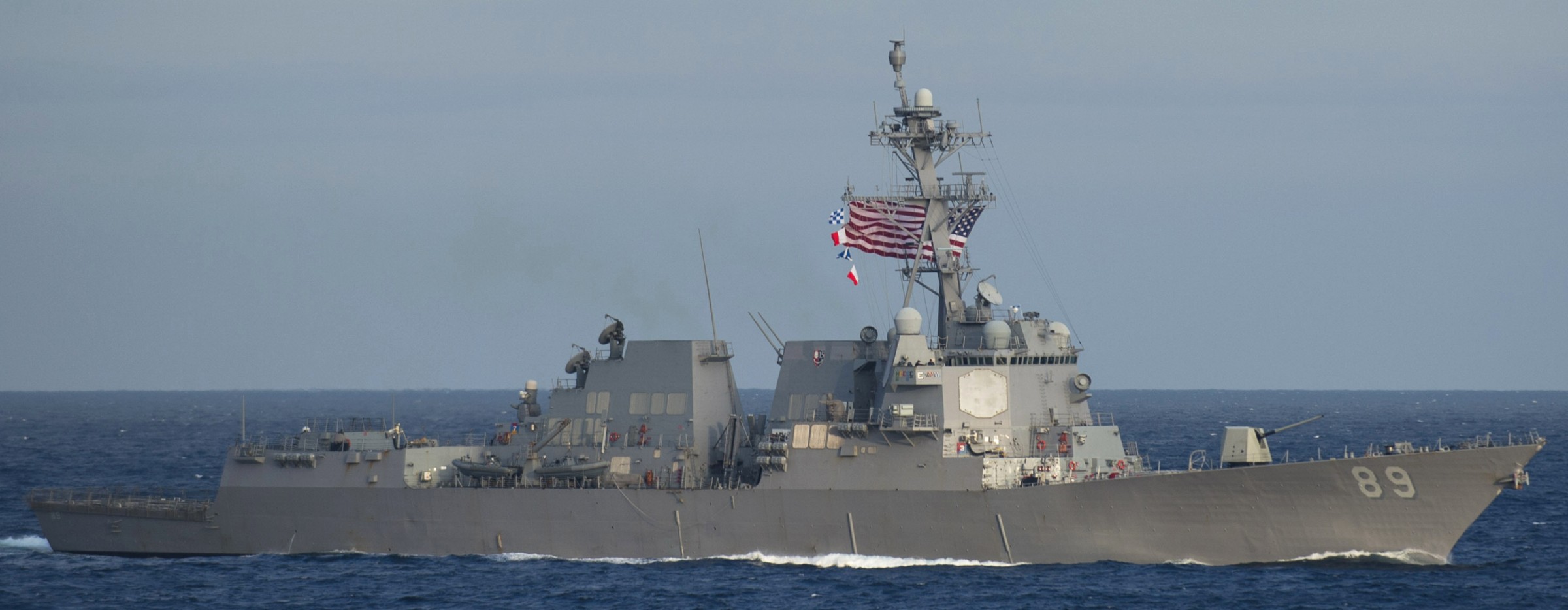 ddg-89 uss mustin arleigh burke class guided missile destroyer aegis 42