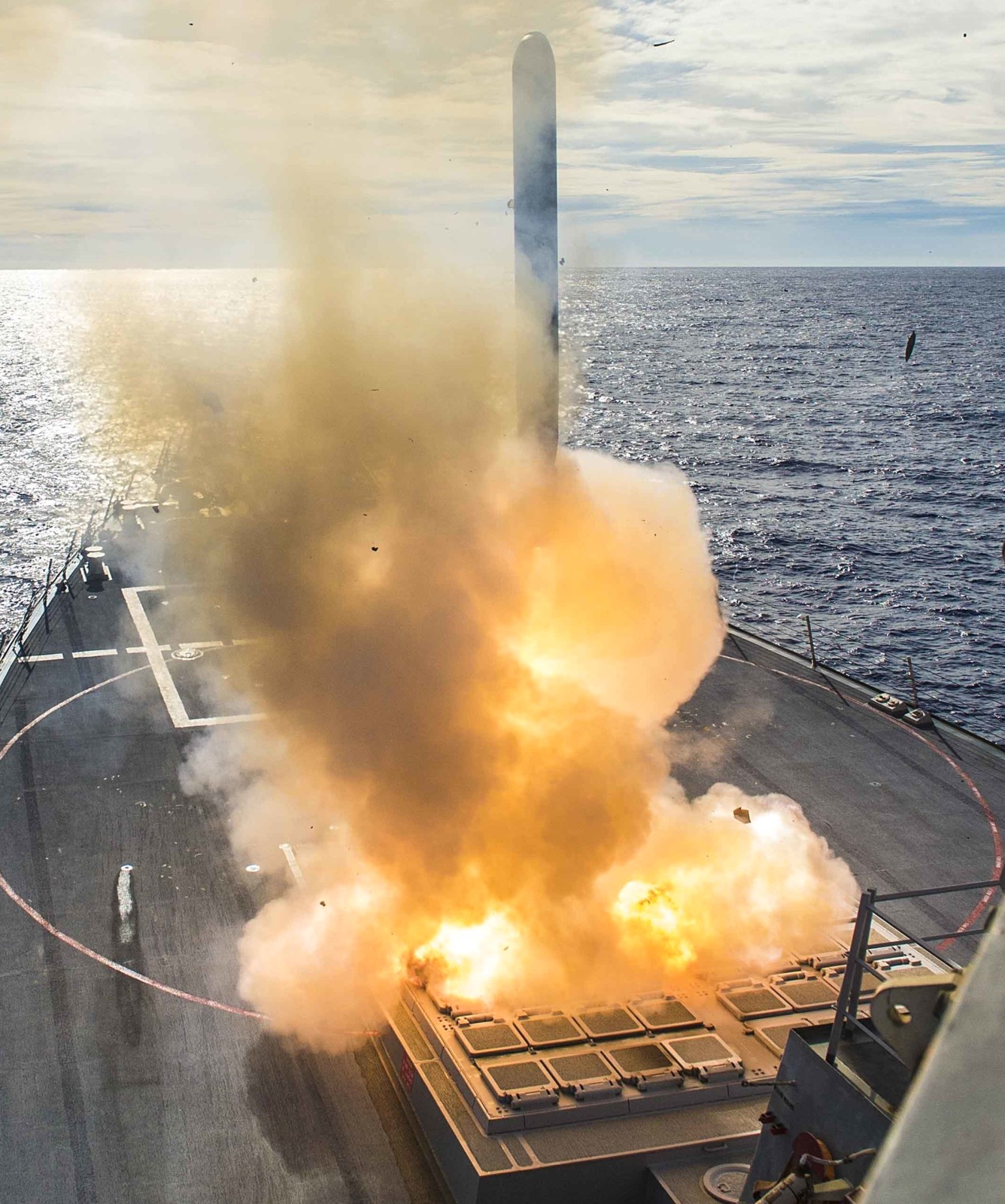 ddg-89 uss mustin arleigh burke class guided missile destroyer aegis bgm-109 tomahawk tlam 46