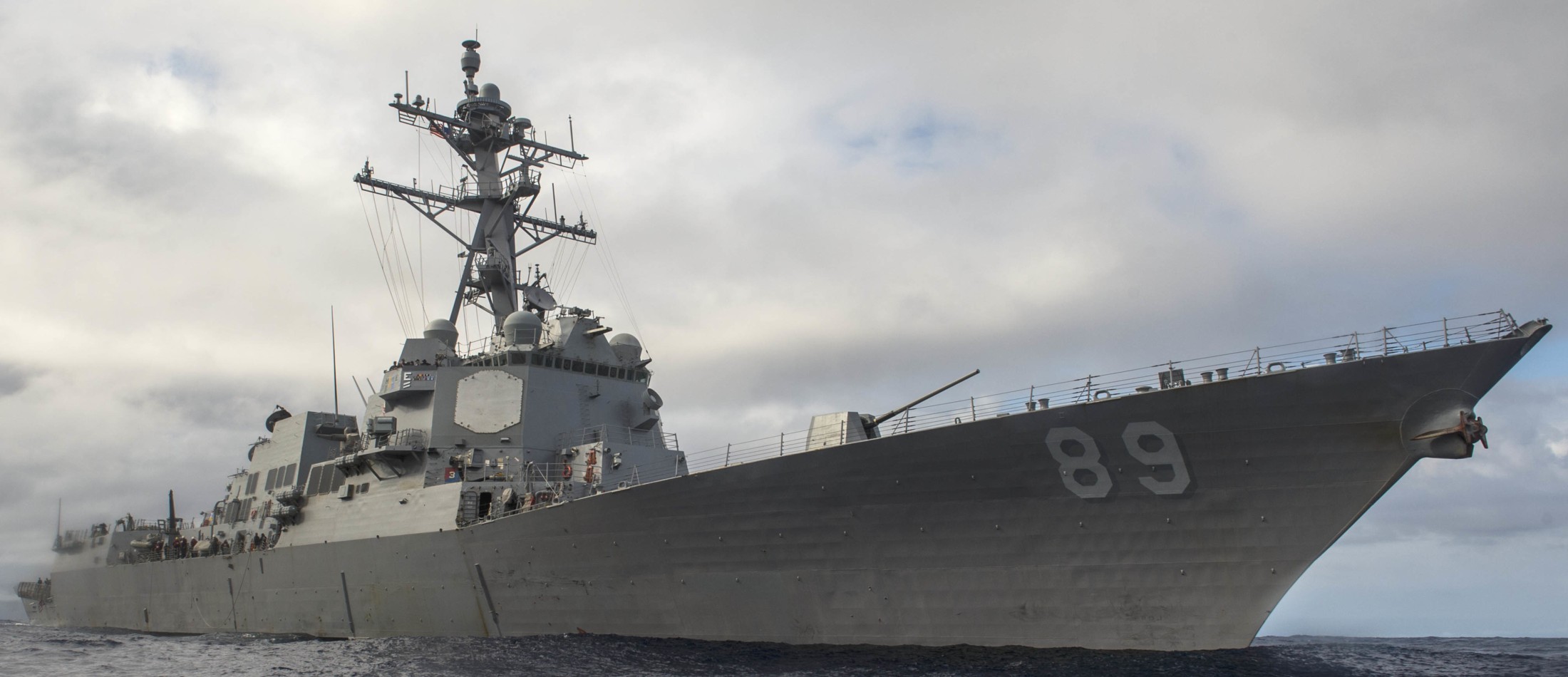 ddg-89 uss mustin arleigh burke class guided missile destroyer aegis 55