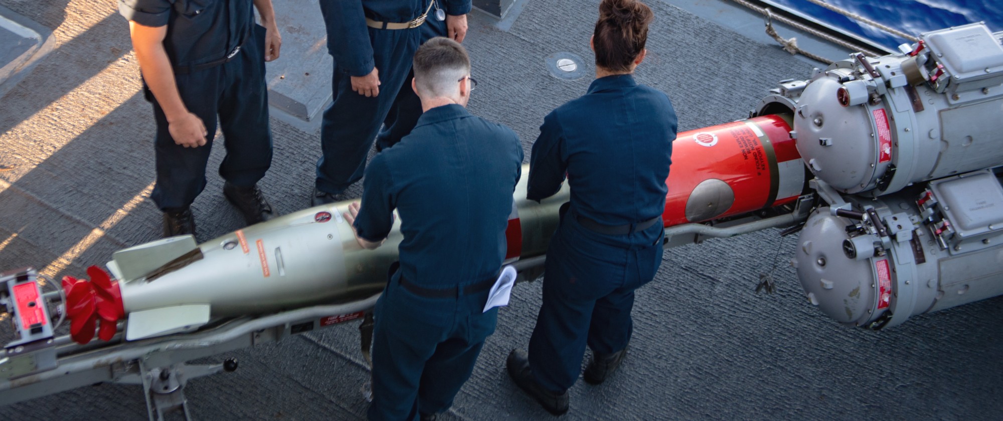 ddg-89 uss mustin arleigh burke class guided missile destroyer aegis 74