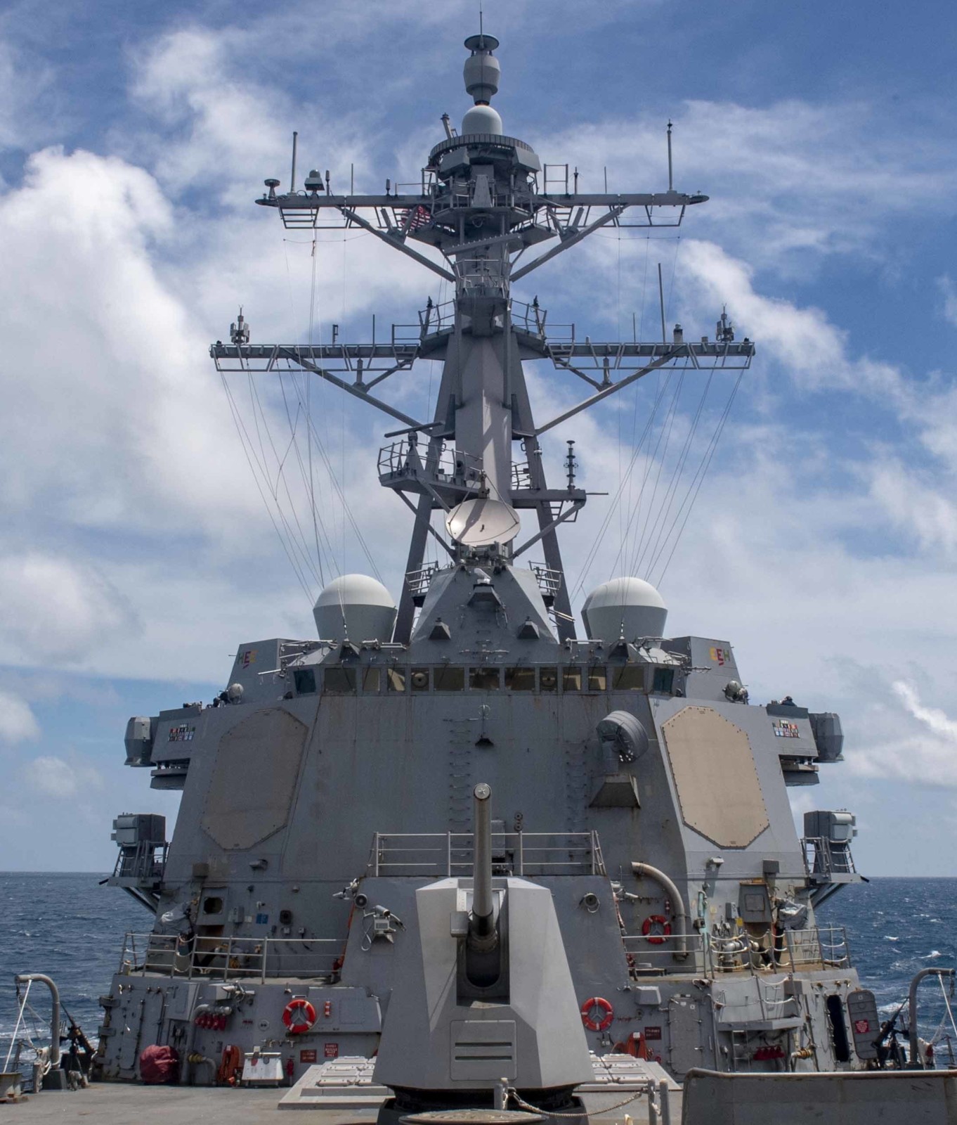 ddg-89 uss mustin arleigh burke class guided missile destroyer aegis taiwan strait 83