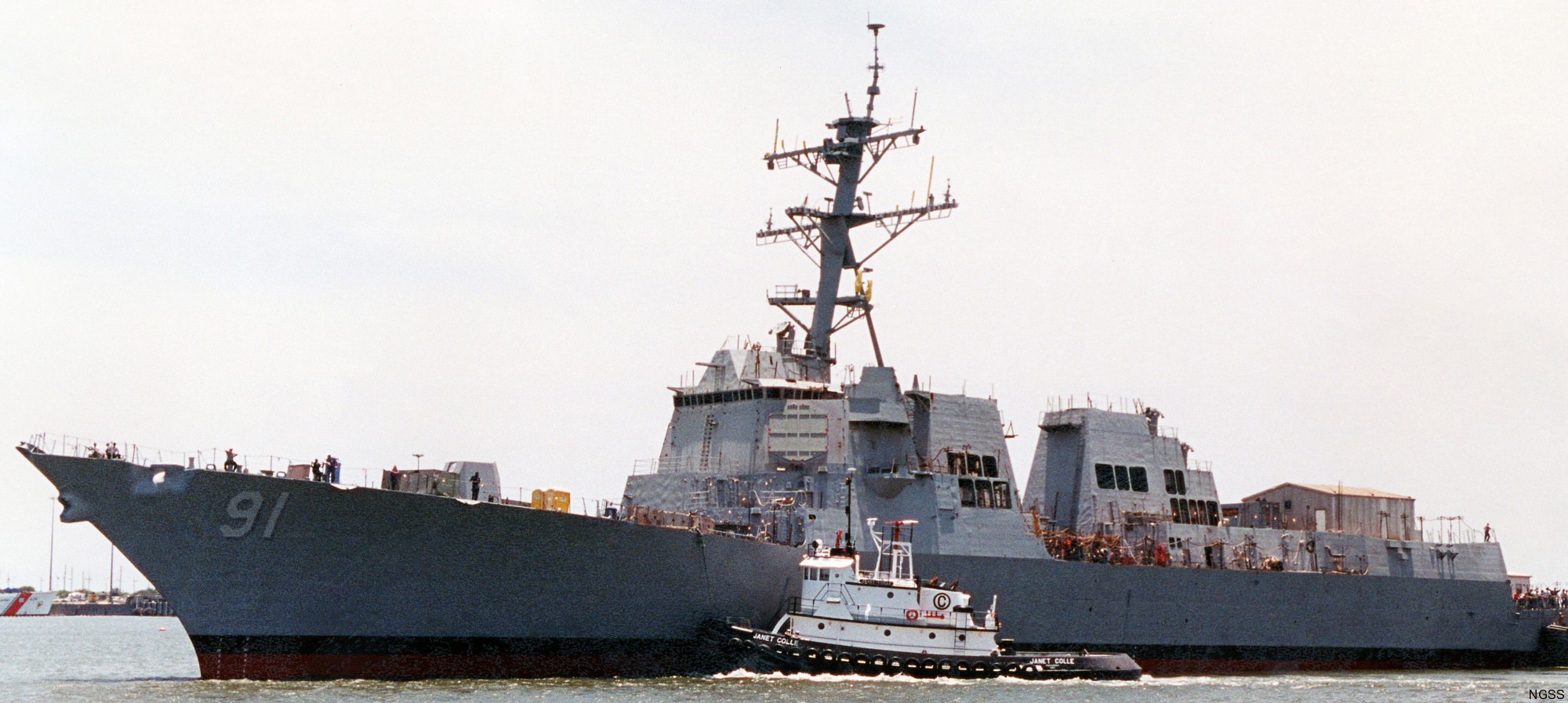 ddg-91 uss pinckney arleigh burke class guided missile destroyer launching ngss ingalls pascagoula 06