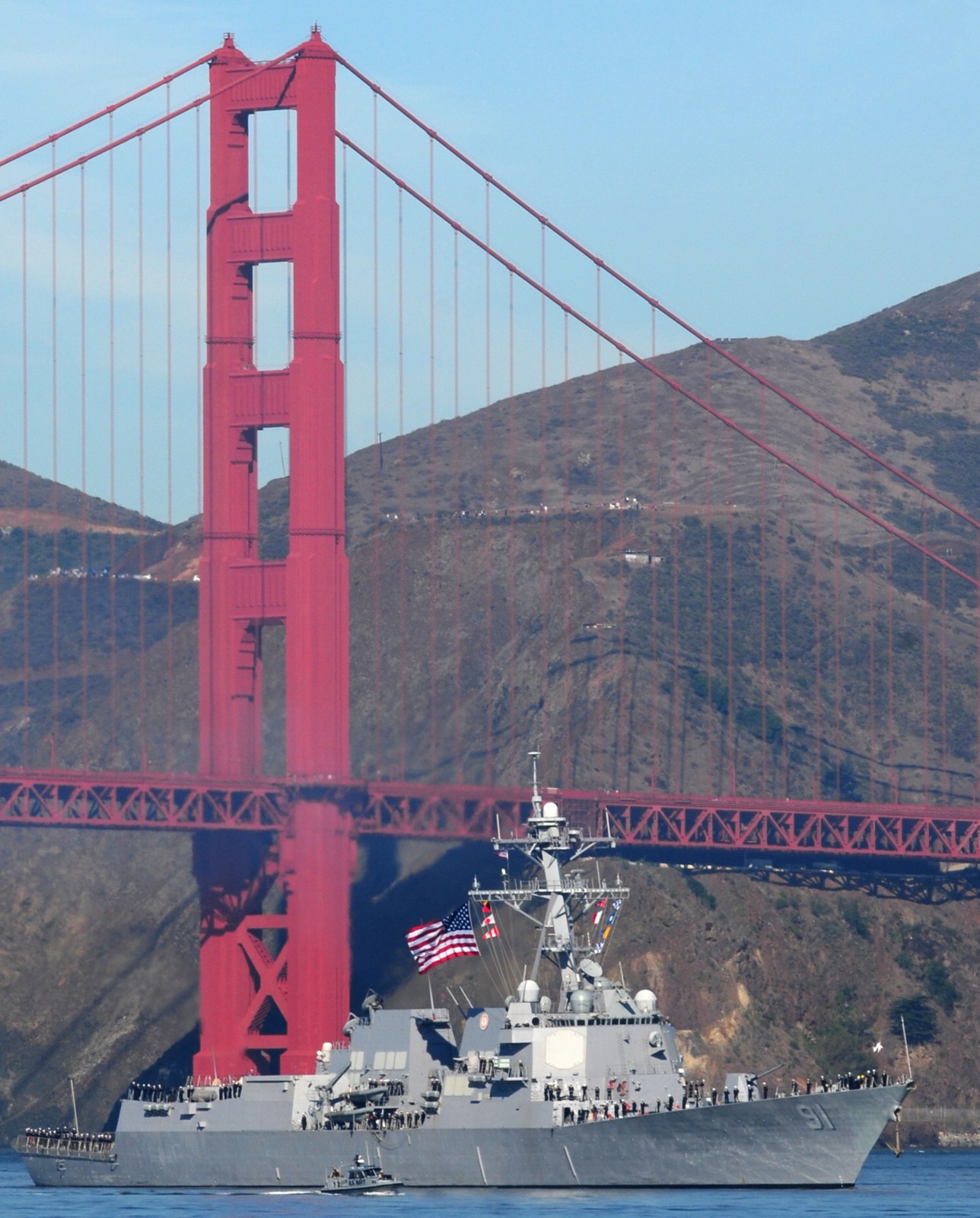 ddg-91 uss pinckney arleigh burke class guided missile destroyer san francisco fleet week 2010