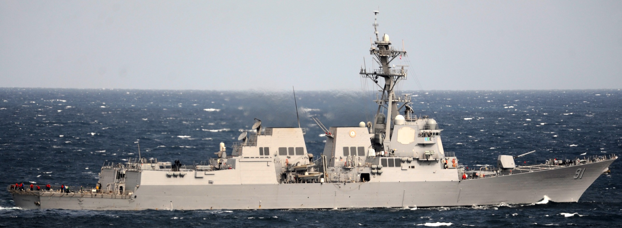 DDG 91 USS Pinckney Arleigh Burke class Destroyer US Navy