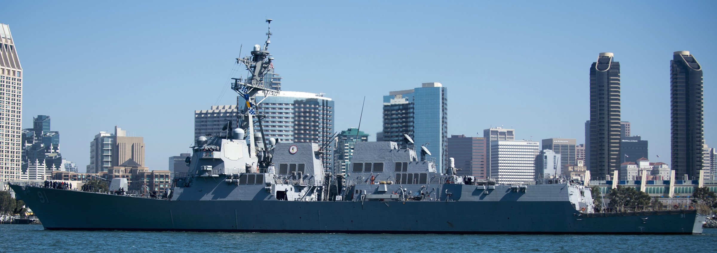 ddg-91 uss pinckney arleigh burke class guided missile destroyer 21