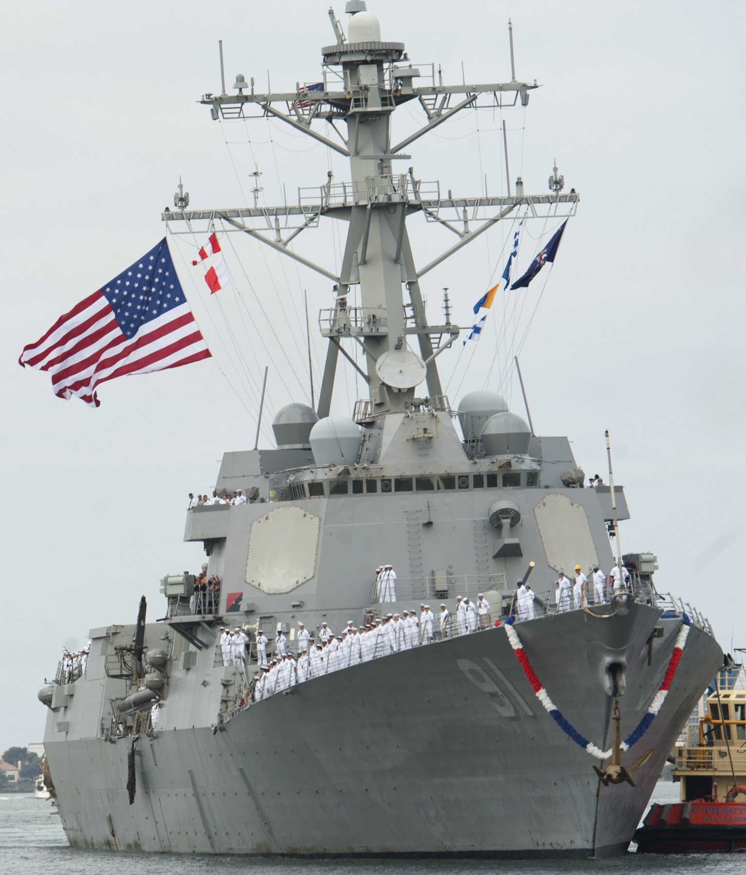 ddg-91 uss pinckney arleigh burke class guided missile destroyer returning san diego 2014